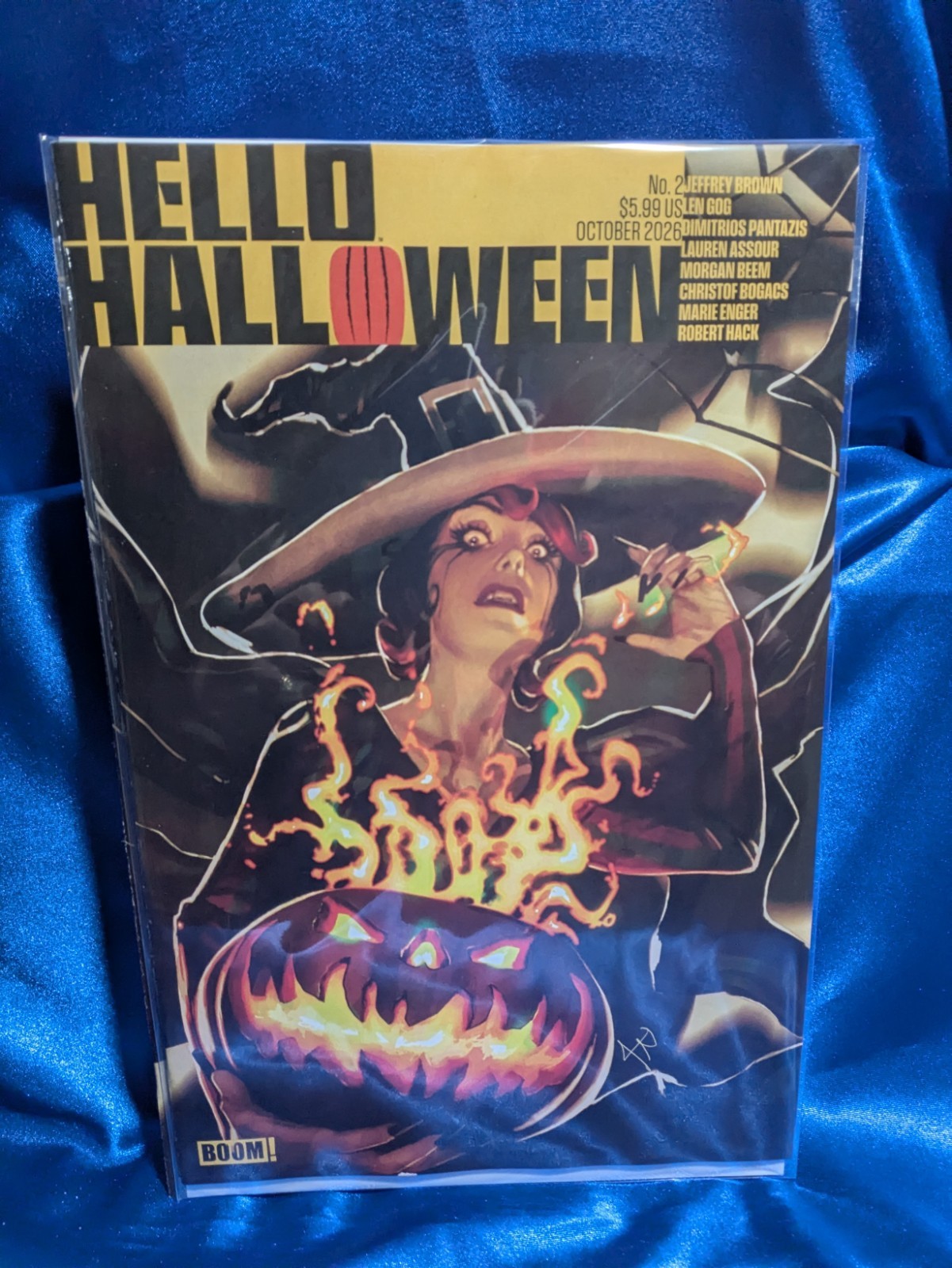 HELLO HALLOWEEN #2 - Cover A Rebeca Puebla HELLO HALLOWEEN #2 - Cover A Rebeca Puebla