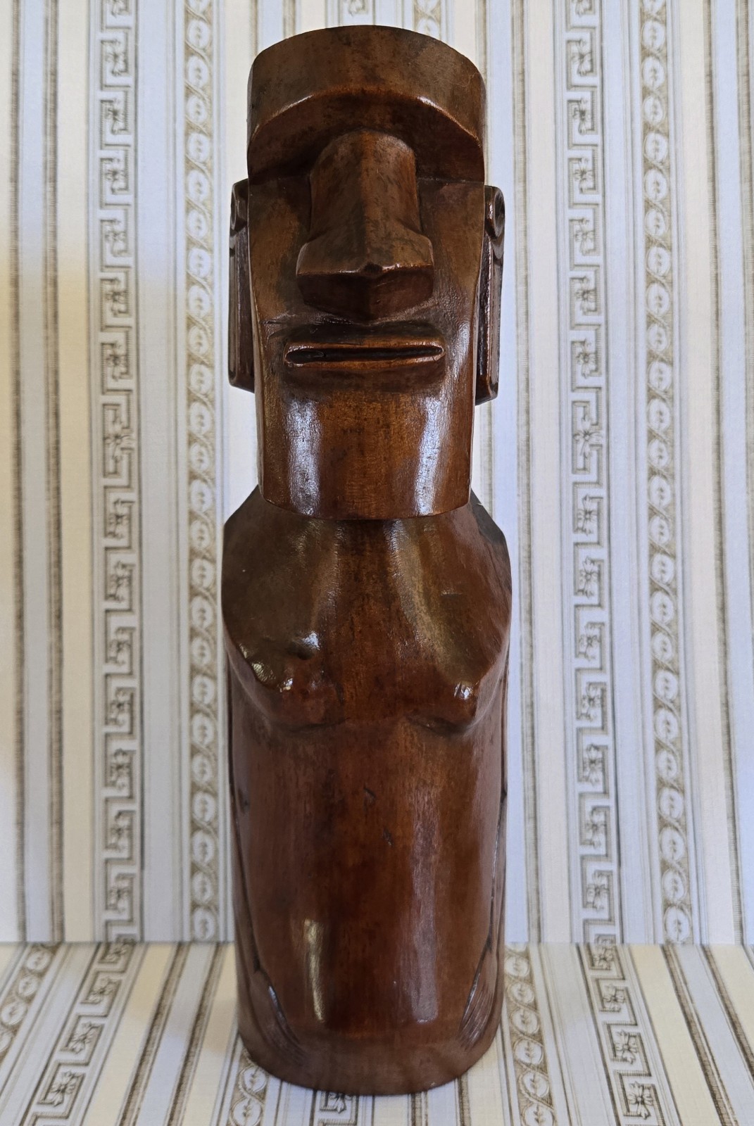Vintage Wooden Moai Statue Easter Island Hand Carved Tiki Totem Heavy Wood 9.75 Vintage Wooden Moai Statue Easter Island Hand Carved Tiki Totem Heavy Wood 9.75