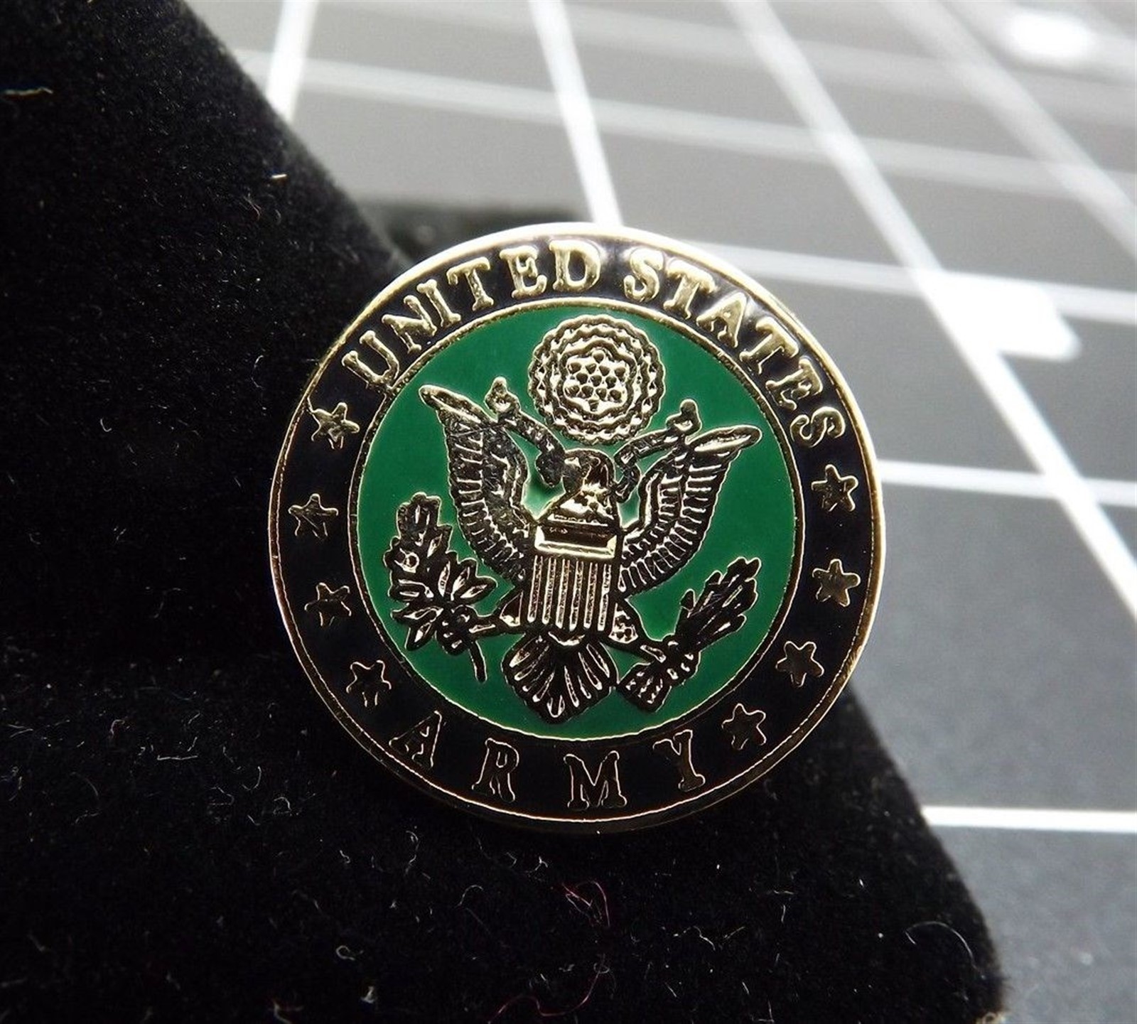 FREE SHIP Lapel Pin United States Army Black & Green Enamel 3/4