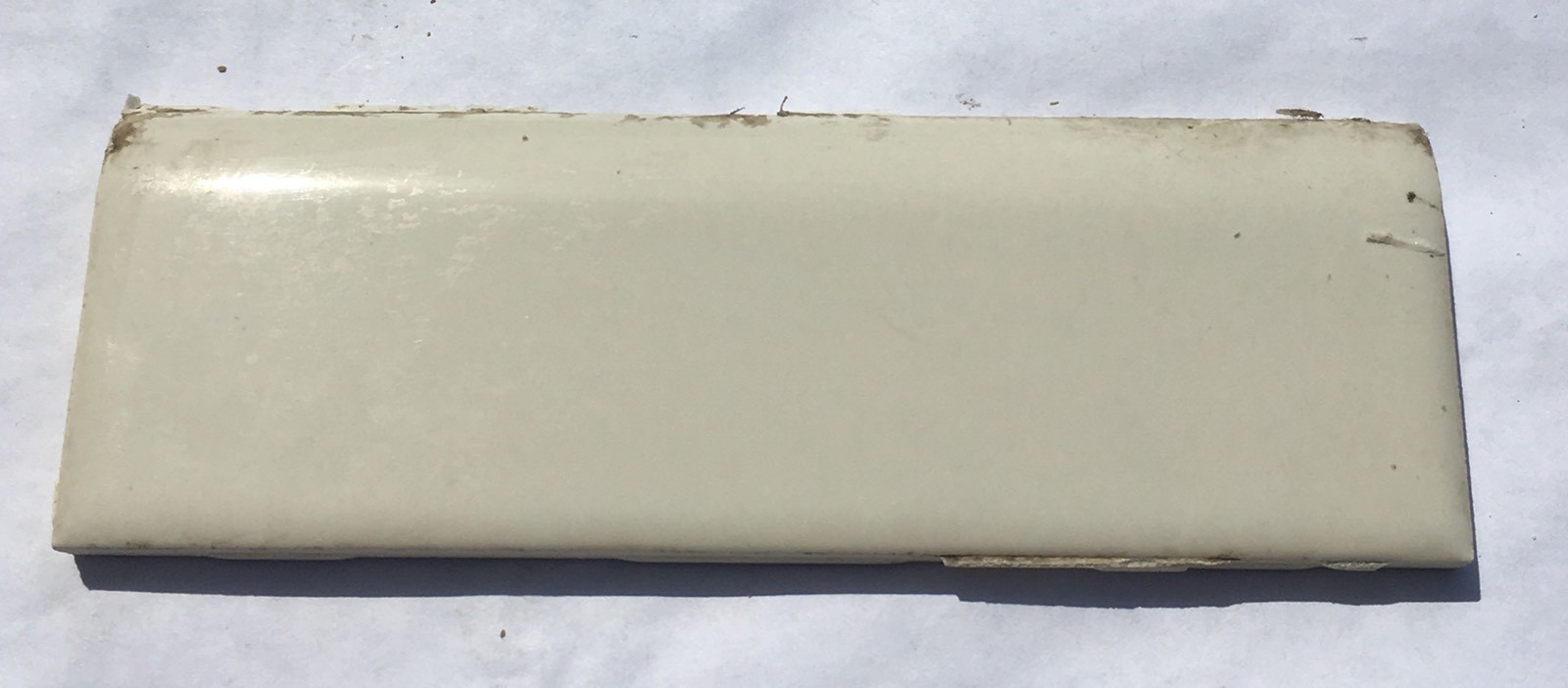 Parchment 2x6 Vintage Ceramic Bullnose Tile \'W\' for Wenczel -1 Piece- Salvaged