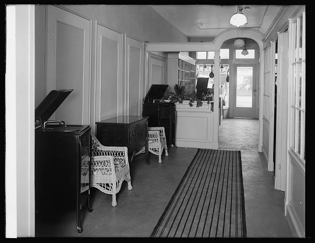Washington D.C. 1921-1922 United Phonograph Stores Inc Interior Storefront