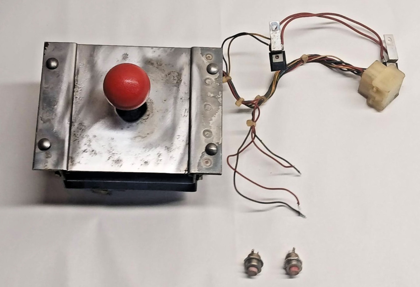 VINTAGE BALLY MIDWAY 4-WAY JOYSTICK *MS. PAC-MAN* TESTED WORKING VINTAGE BALLY MIDWAY 4-WAY JOYSTICK *MS. PAC-MAN* TESTED WORKING