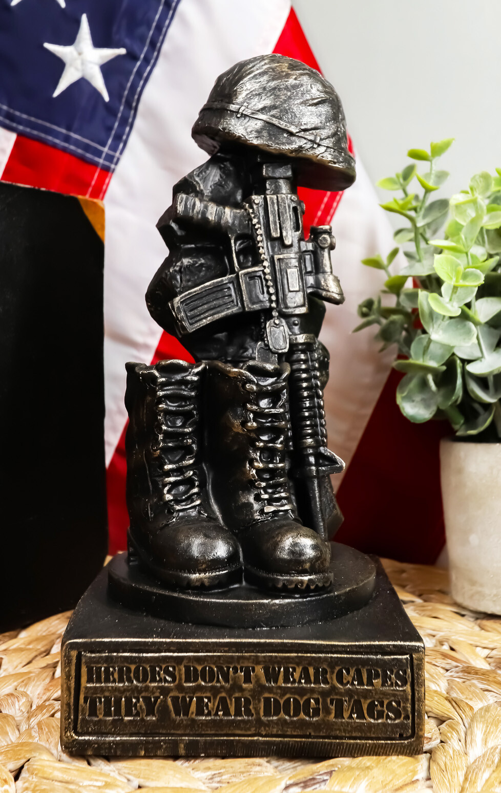 Ebros Patriotic Fallen Soldier Memorial Statue Rifle Helmet Boots And Dog Tag Ebros Patriotic Fallen Soldier Memorial Statue Rifle Helmet Boots And Dog Tag