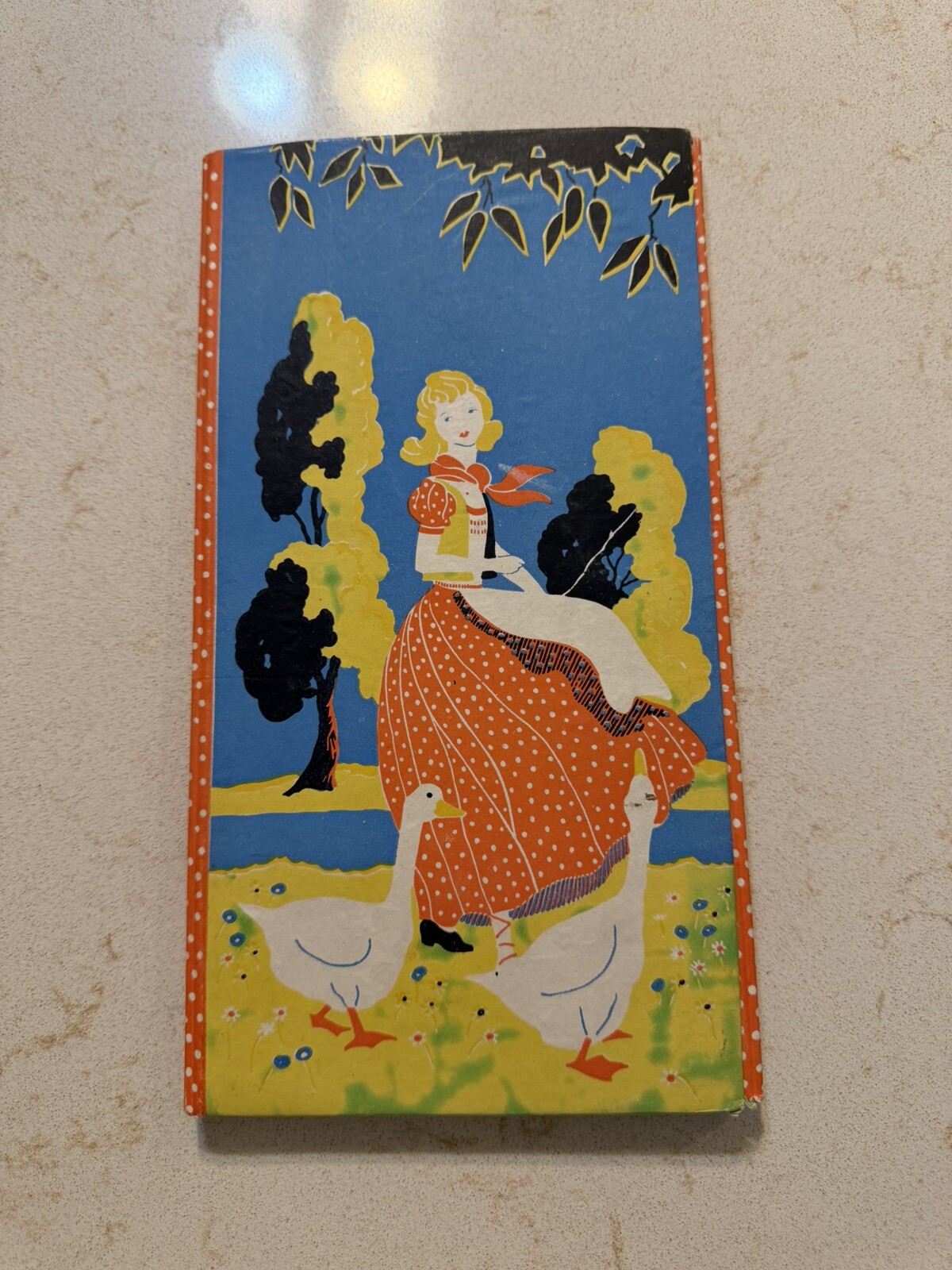 Vintage Tri-Fold Stationery “The Goose Girl” England B.G.  8120/18 Complete