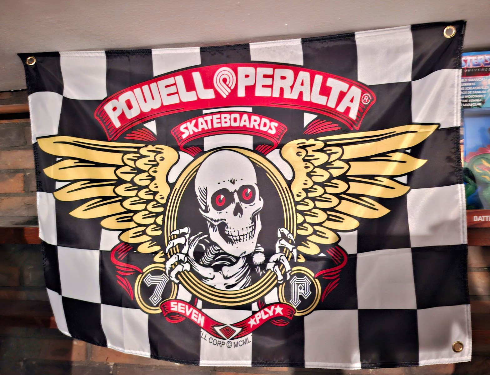 Skateboard Flag Flag Skater Flag Powell Peralta Winged Ripper Like NEW Skateboard Flag Flag Skater Flag Powell Peralta Winged Ripper Like NEW