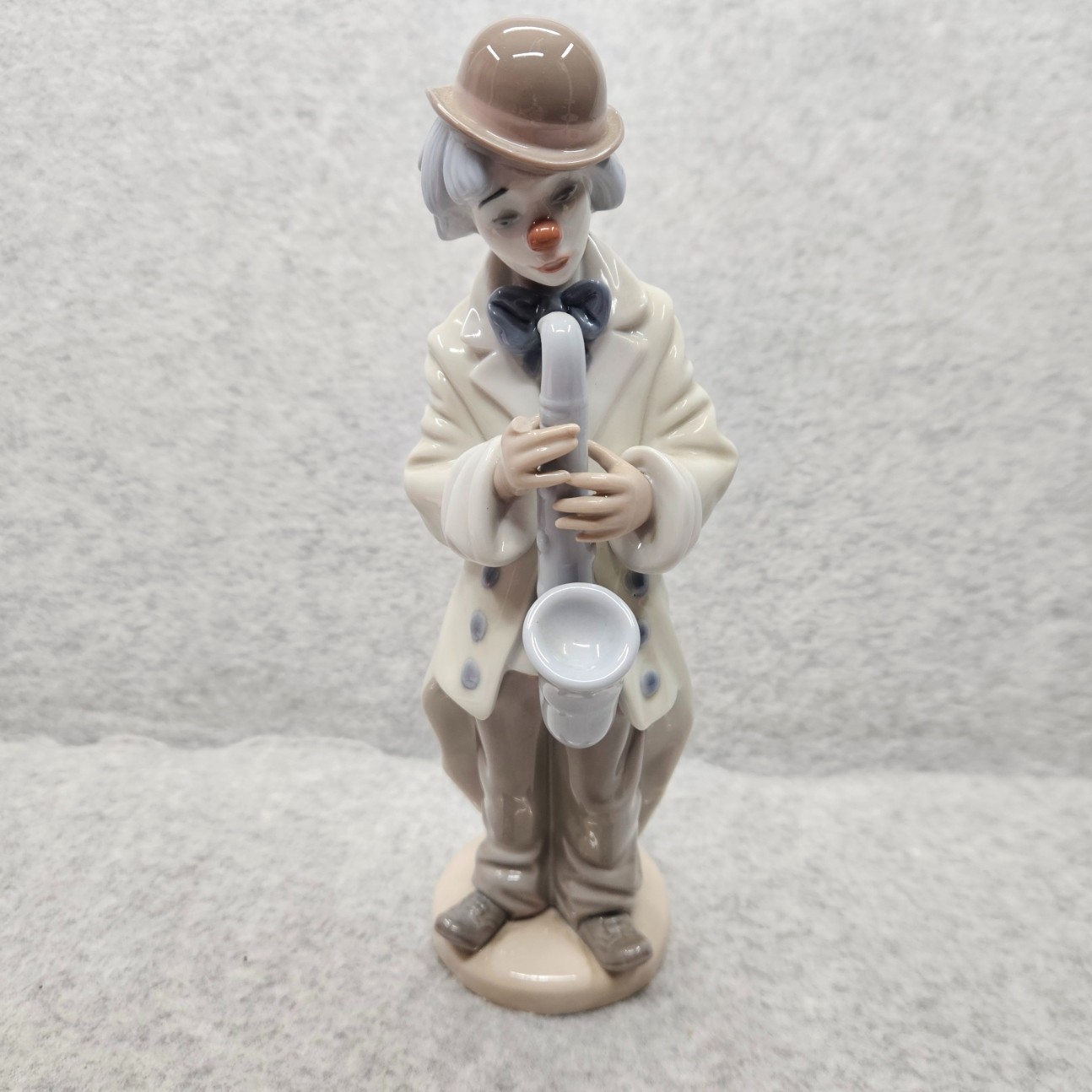 Vintage Lladro 5471 Sad Sax Clown Porcelain Figurine Francisco Catala DAMAGED