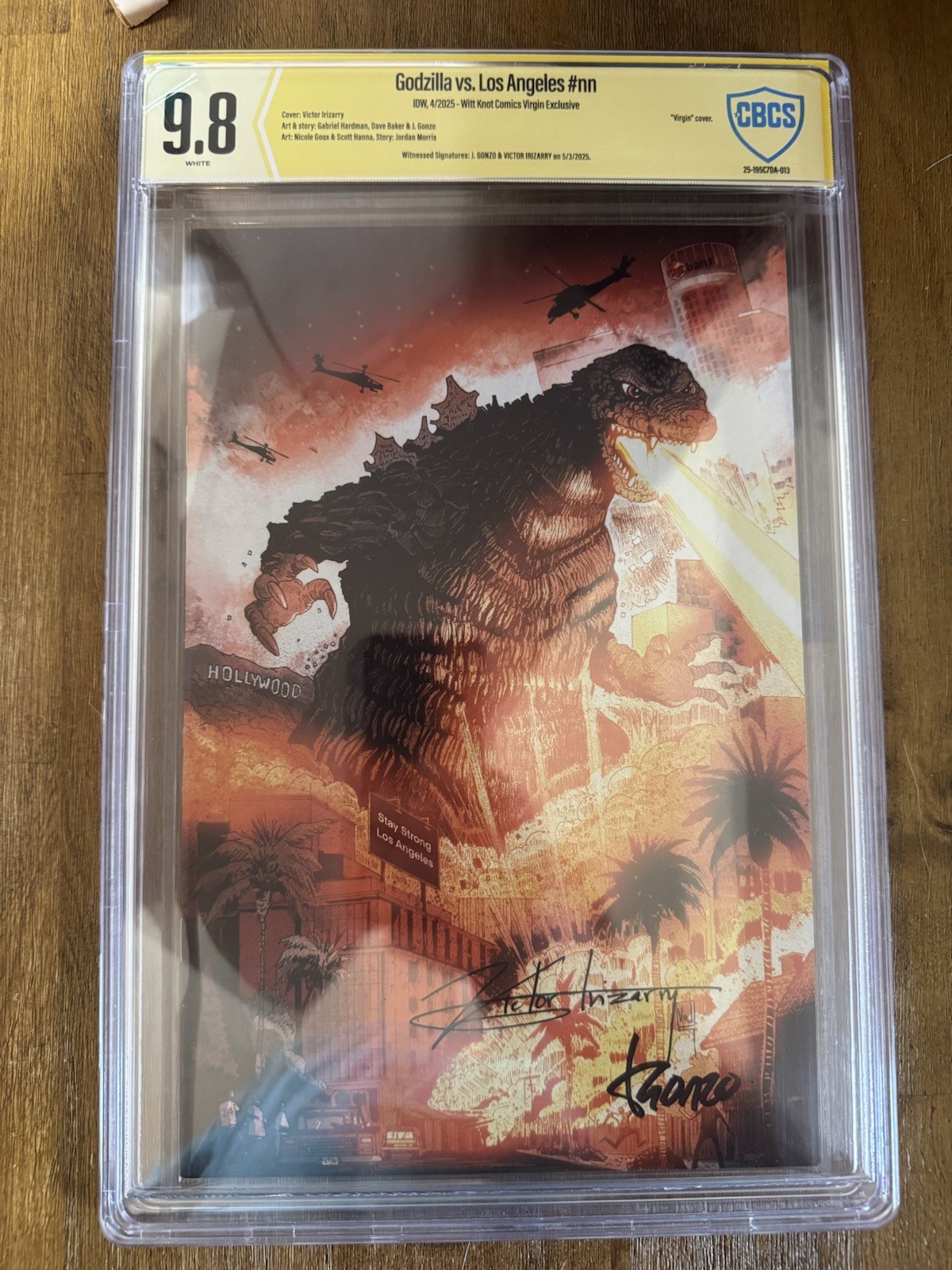 Godzilla Vs Los Angeles Excl Virgin Lmt 500 CBCS 9.8 2x signed Irizarry & Gonzo Godzilla Vs Los Angeles Excl Virgin Lmt 500 CBCS 9.8 2x signed Irizarry & Gonzo