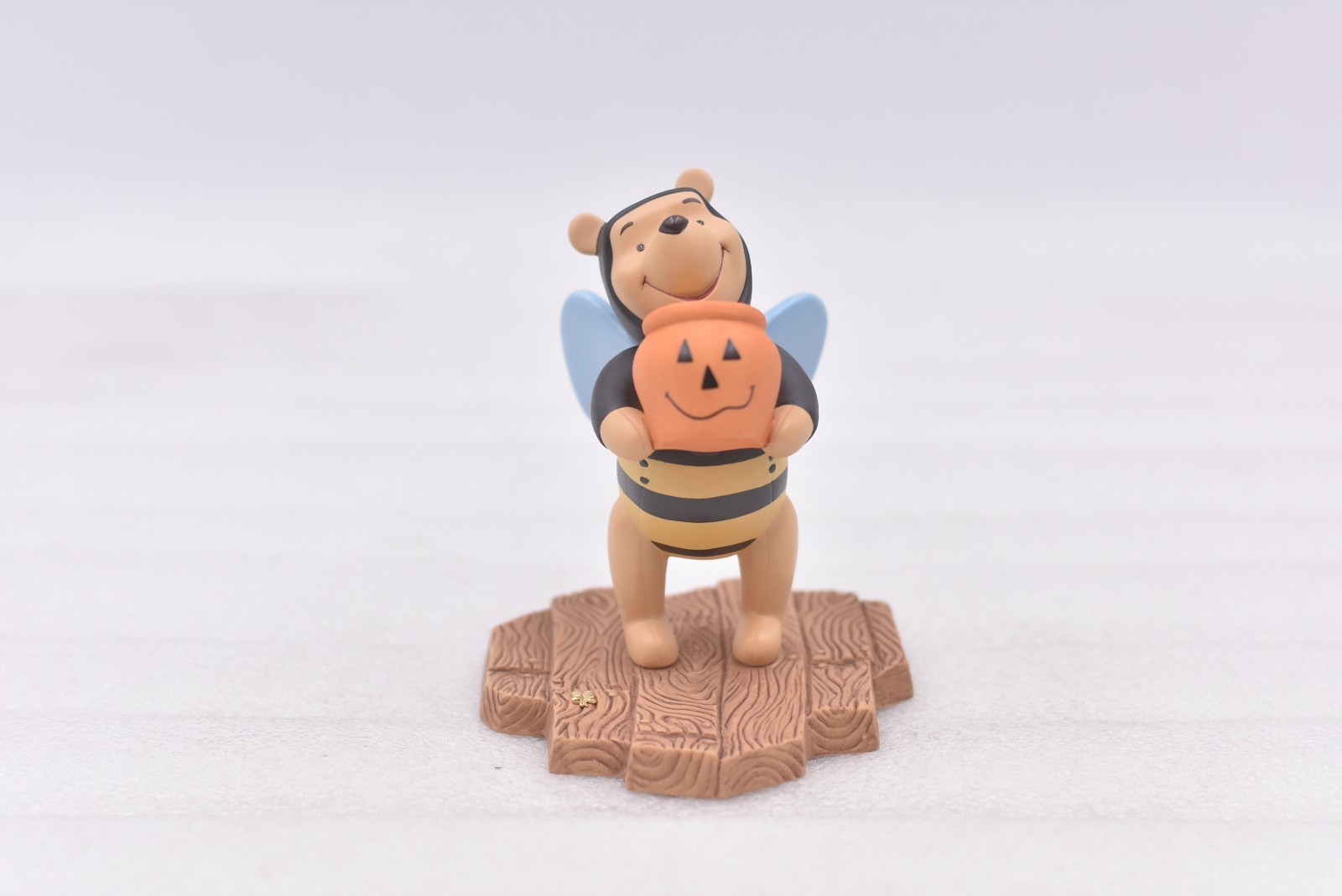 Enesco Pooh & Friends \
