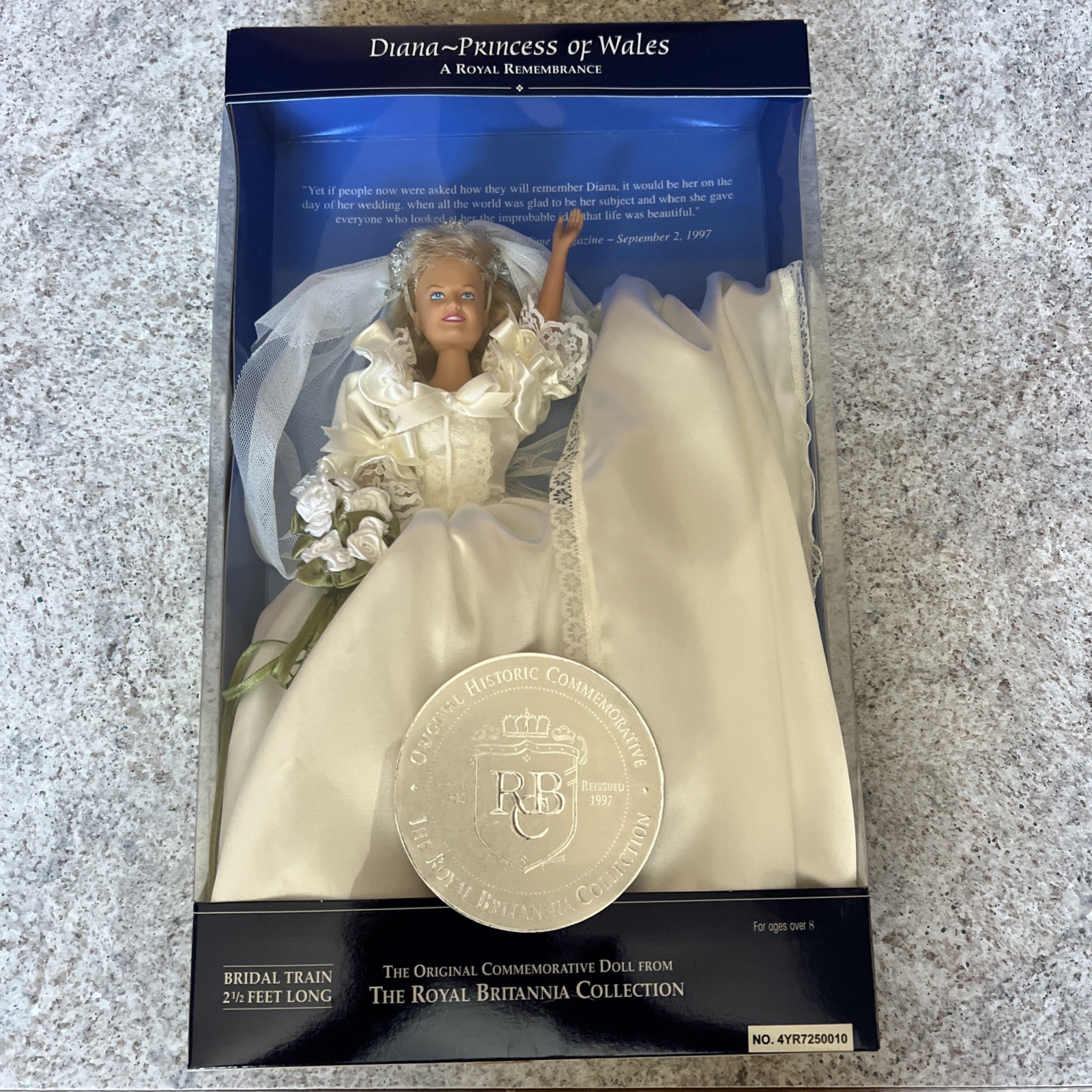 Diana Princess Of Wales A Royal Remembrance Doll The Royal Collection 1997 NIB Diana Princess Of Wales A Royal Remembrance Doll The Royal Collection 1997 NIB