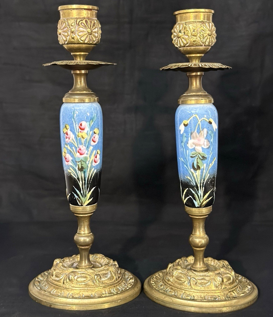 ANTIQUE FRENCH PAIR OF GILT BRASS HAND PAINTED PORCELAIN 8\