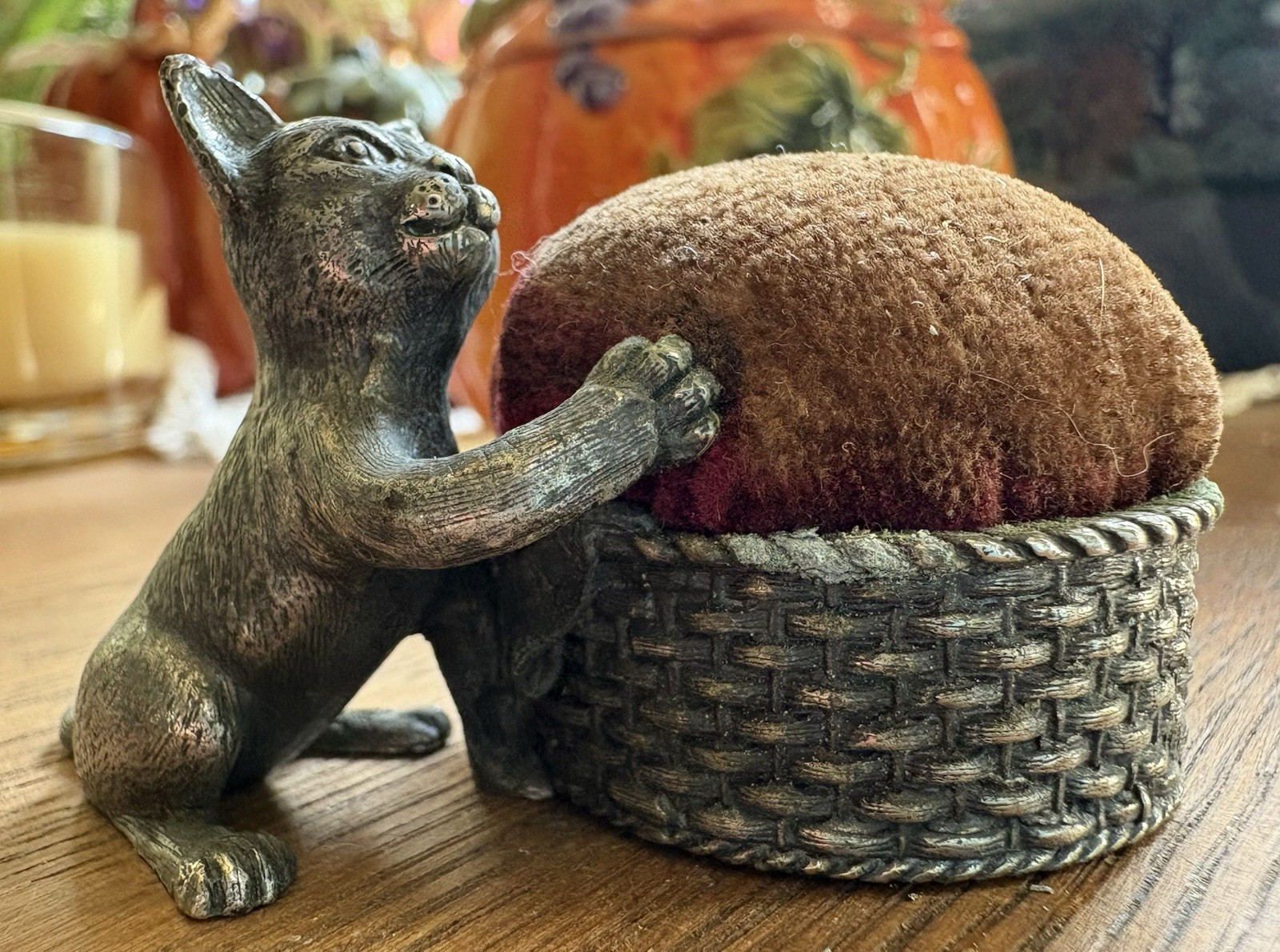 Vintage Cute Pin Cushion Kitten Kitty Woven Basket Cast Pewter Figural Patina Vintage Cute Pin Cushion Kitten Kitty Woven Basket Cast Pewter Figural Patina