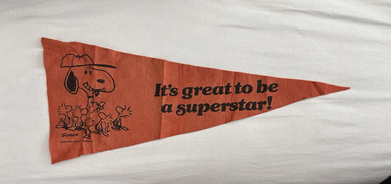 VINTAGE PEANUTS 1965 Snoopy Felt Triangle Banner Reddish Orange 31\