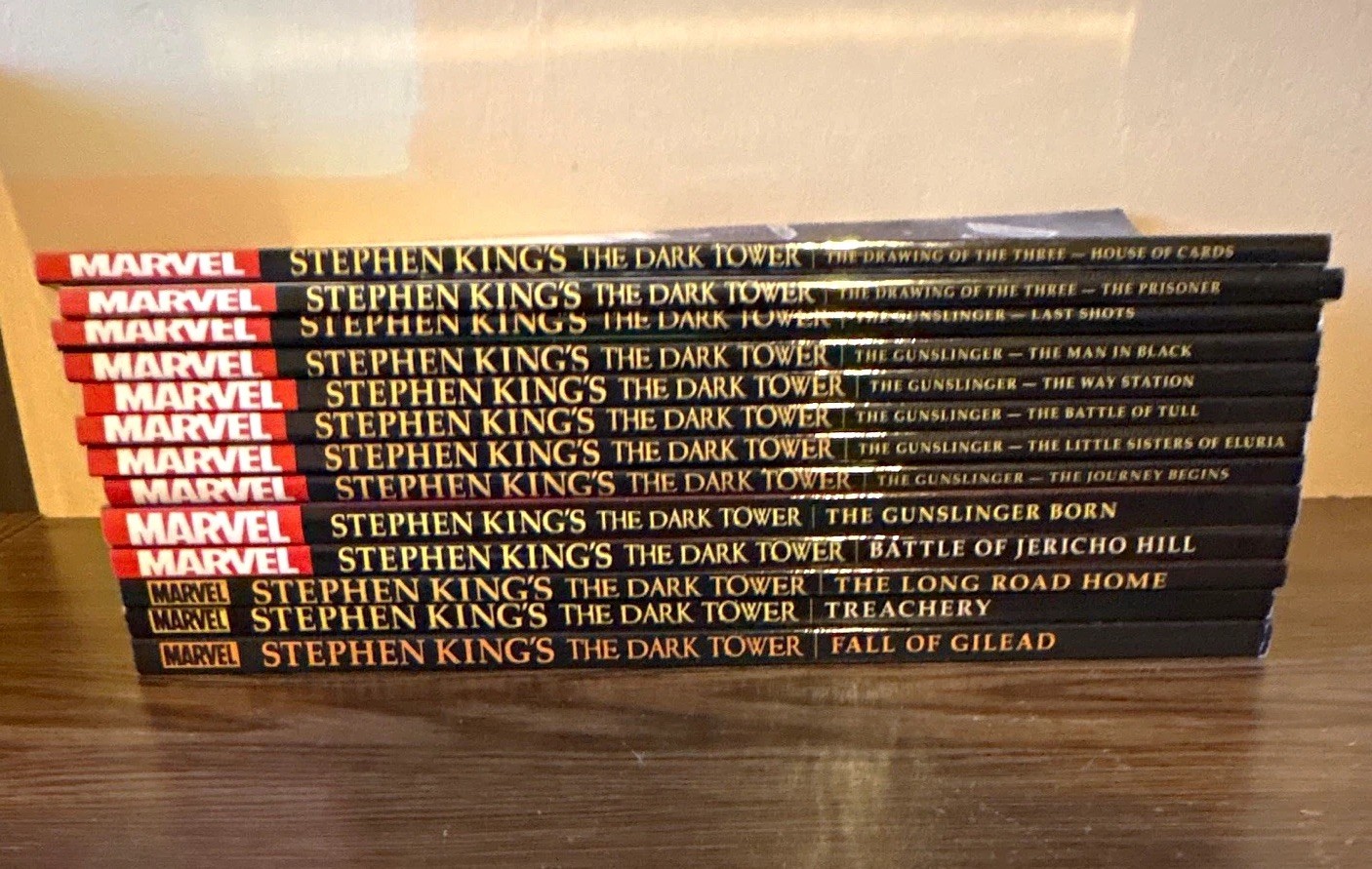 Stephen King's The Dark Tower Lot Book 1 through Book 13    TPB lot