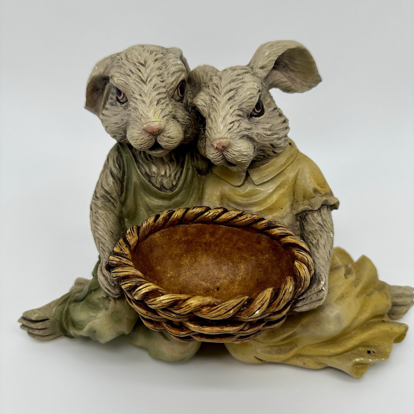 Chrisdon Rabbit Couple Holding Basket Figurine Resin Statue Vintage Easter Decor Chrisdon Rabbit Couple Holding Basket Figurine Resin Statue Vintage Easter Decor