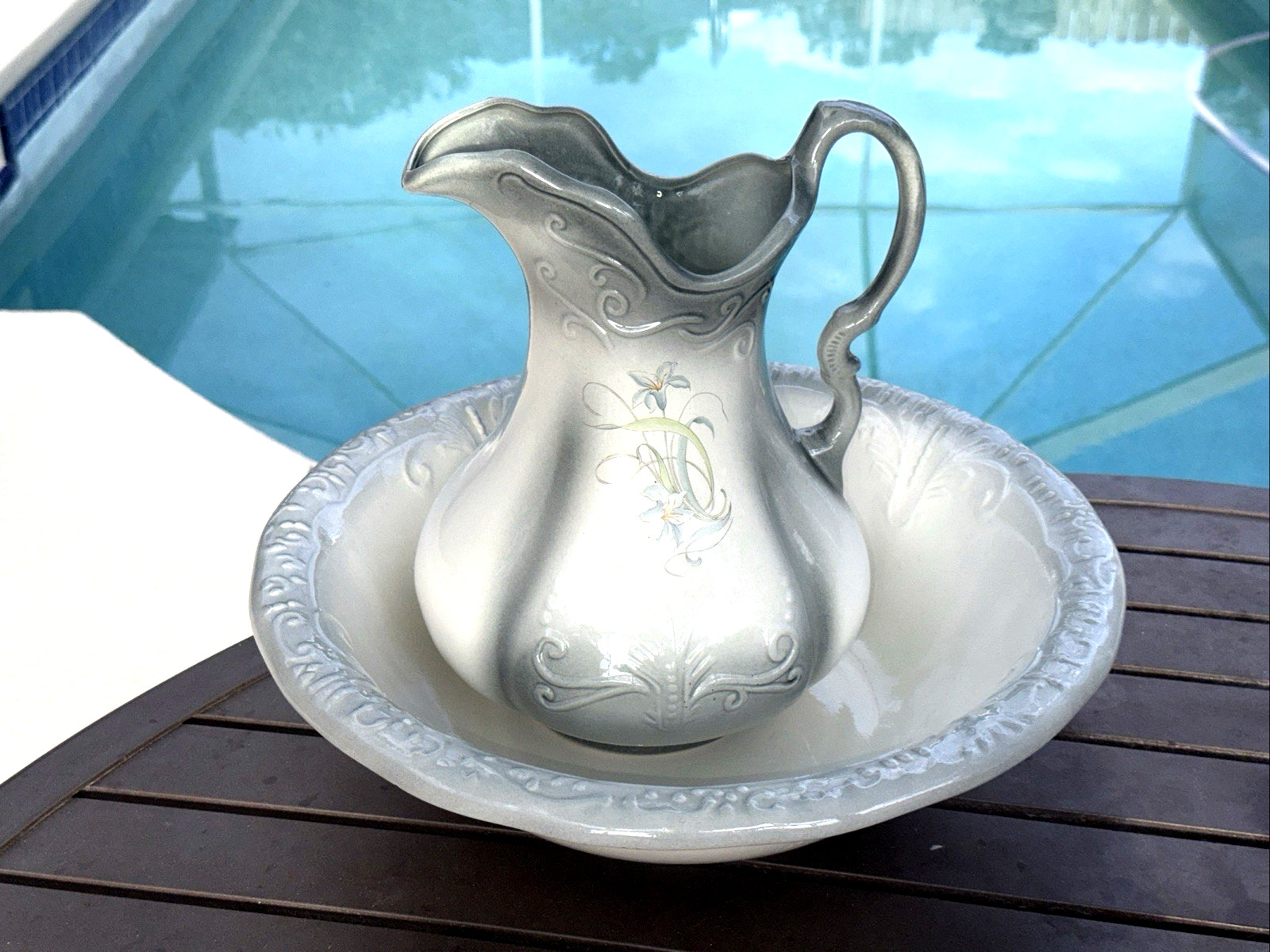1890 England Ironstone Pitcher And Bowl/Basin Set - Gray Tones