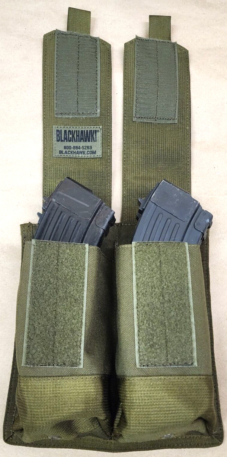 BLACKHAWK DOUBLE Mag Pouch OD Green STRIKE 37CL88OD (Holds 4 mags) Molle mount BLACKHAWK DOUBLE Mag Pouch OD Green STRIKE 37CL88OD (Holds 4 mags) Molle mount