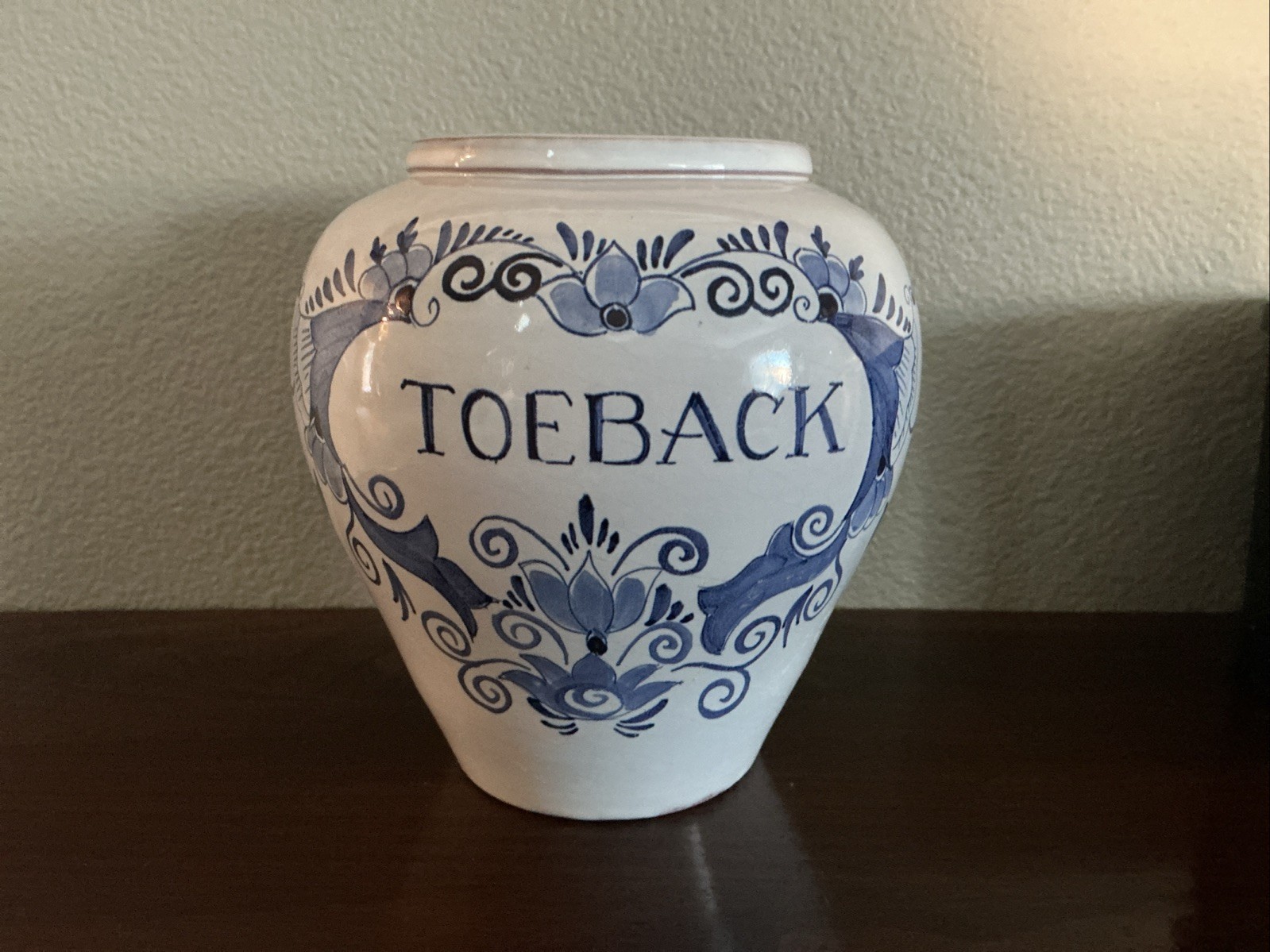 Vintage Goedewaagen Gouda Holland Delft Blue TOEBACK Tobacco Jar Canister 6166 Vintage Goedewaagen Gouda Holland Delft Blue TOEBACK Tobacco Jar Canister 6166
