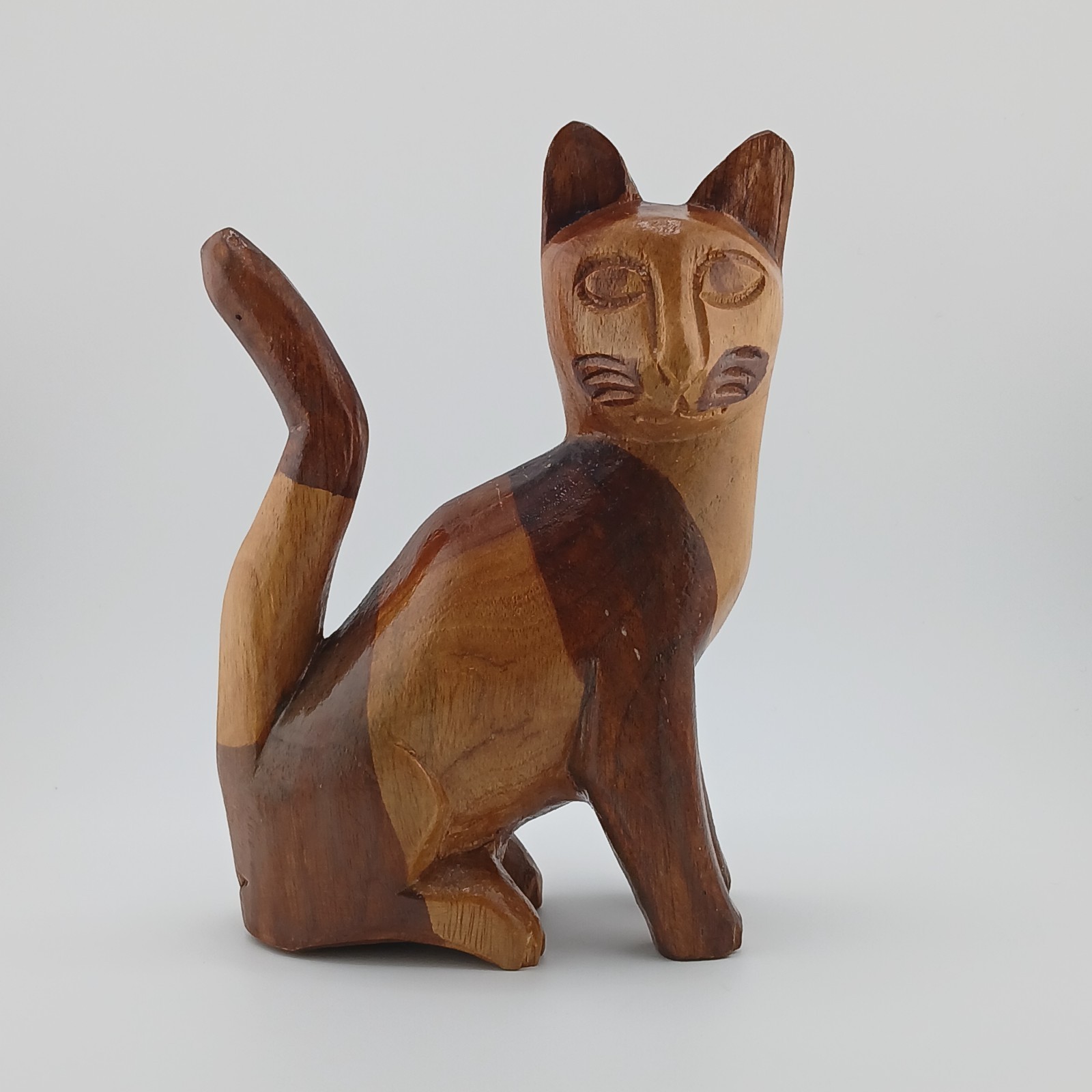 Vintage Handcrafted Carved Wooden 7 Vintage Handcrafted Carved Wooden 7