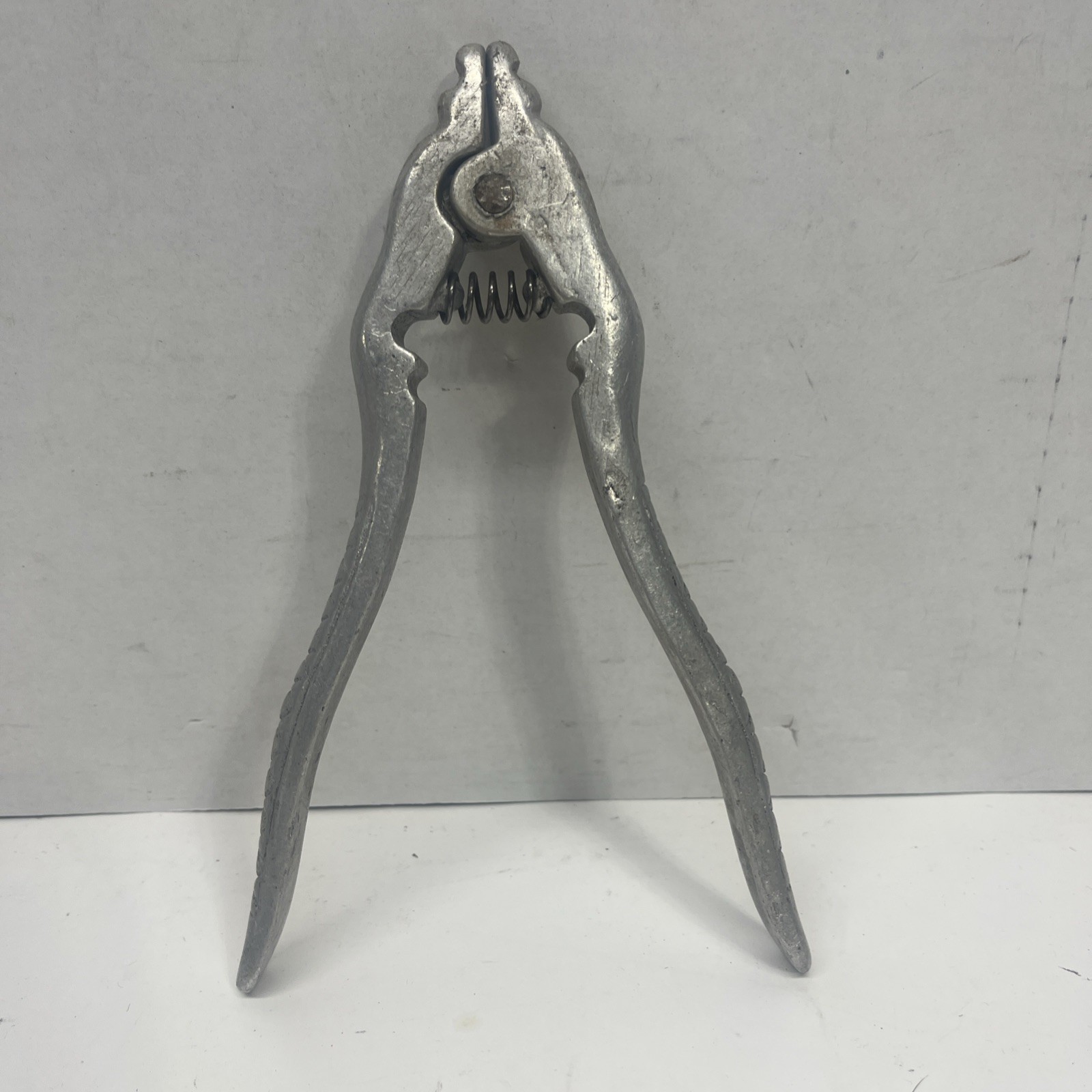 Vintage. Malleable iron Chain Pliers . Made in Japan. Working. VGC