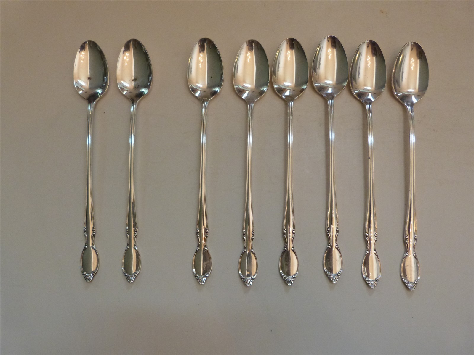 8 VTG Wm Rogers 1954 Silver Plate PRECIOUS MIRROR ICED TEA SPOONS 7.75\