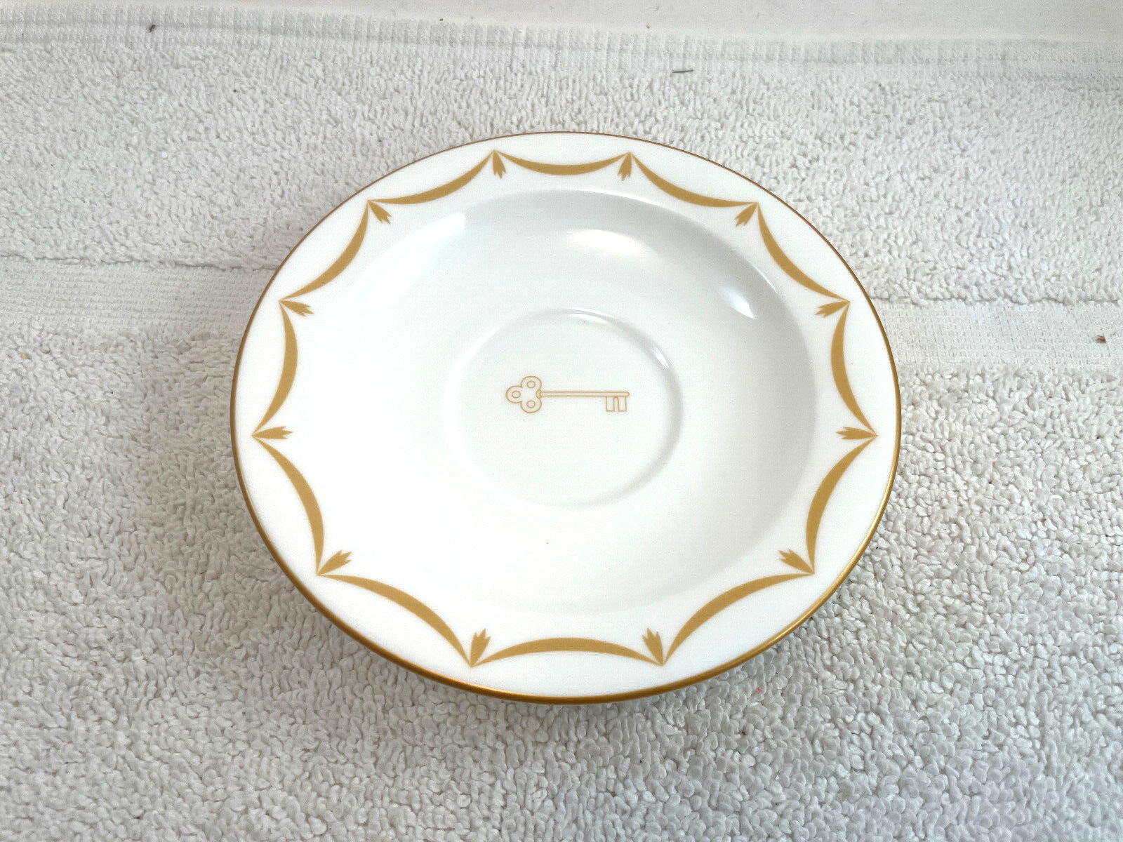1999 Disney WDCC Royal Doulton Porcelain Saucer Gus & Jaq Tea For Two Cinderella