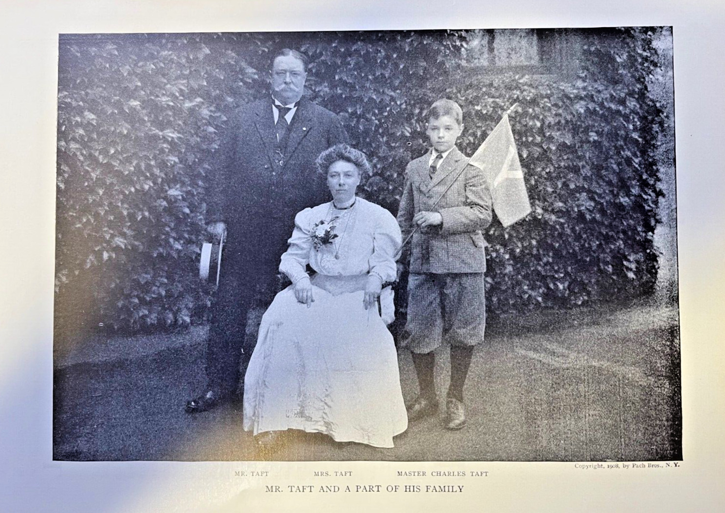 1908 Vintage Magazine Illustration President Taft With His Wife and Son Charles