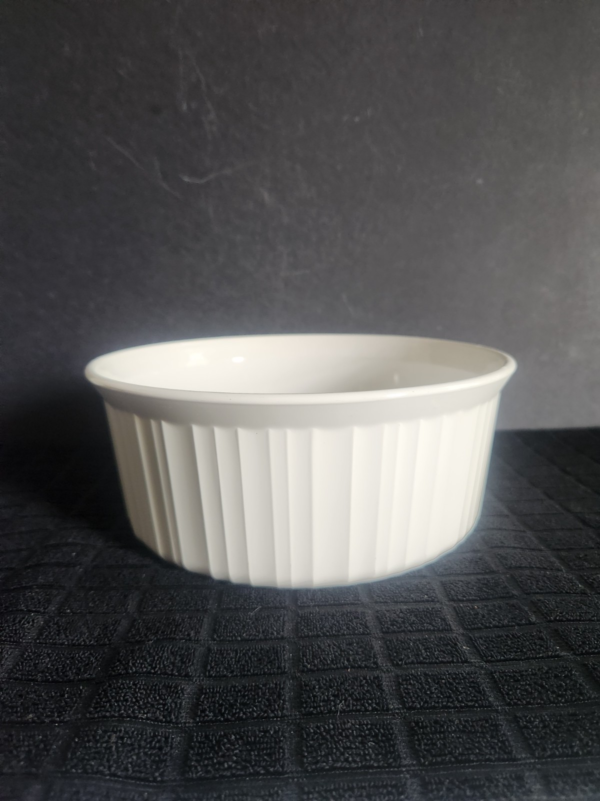 Vintage CorningWare French White 2.5 Liter Casserole Dish F-1-B Vintage CorningWare French White 2.5 Liter Casserole Dish F-1-B