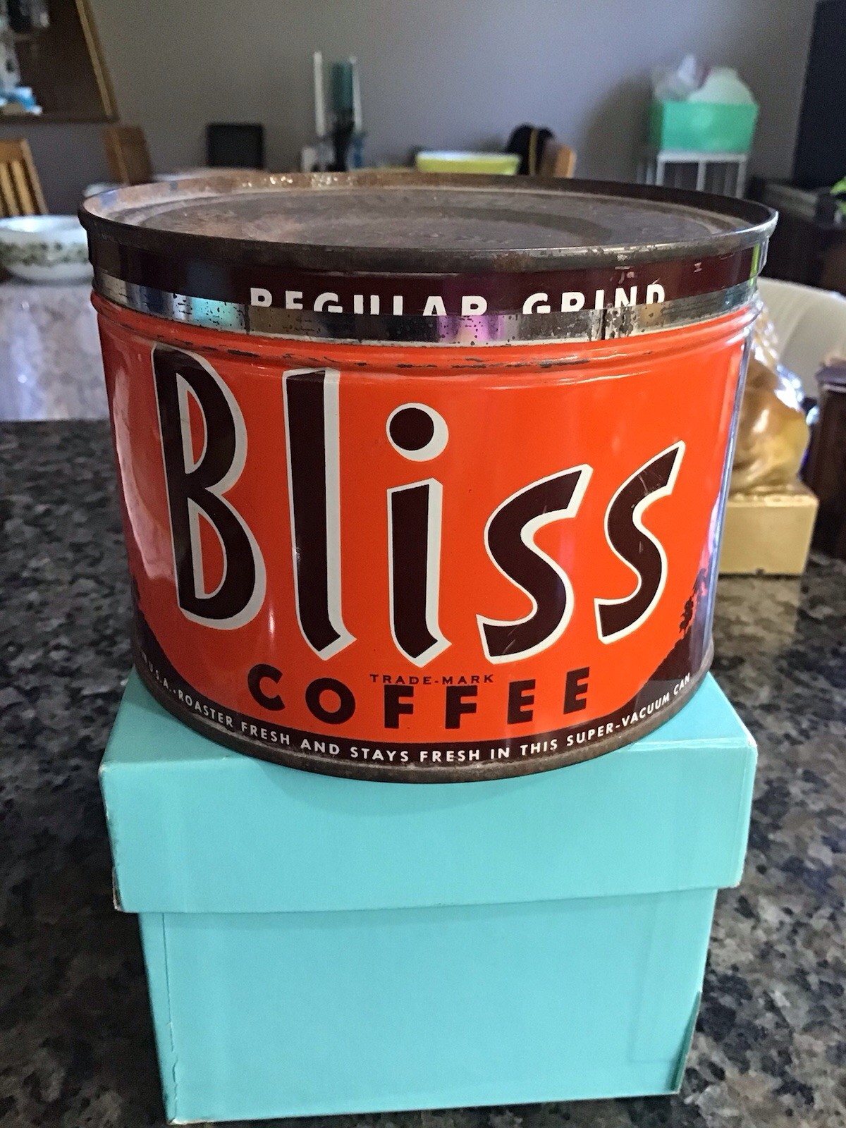 Vintage 1930’s BLISS Coffee Key Wind Advertising Tin Can Litho Original With Lid
