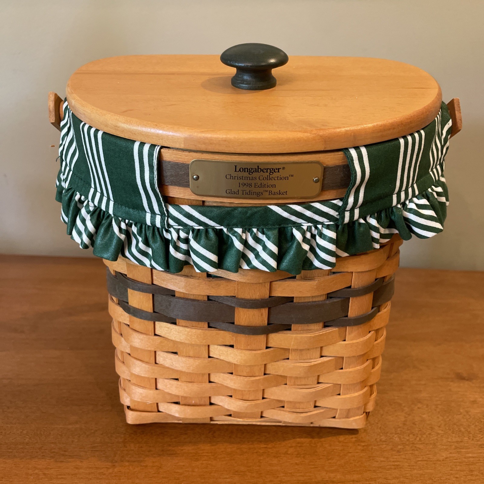 Vintage Longaberger Glad Tidings Basket Lid Fabric Plastic Liners 1998 Hangable Vintage Longaberger Glad Tidings Basket Lid Fabric Plastic Liners 1998 Hangable