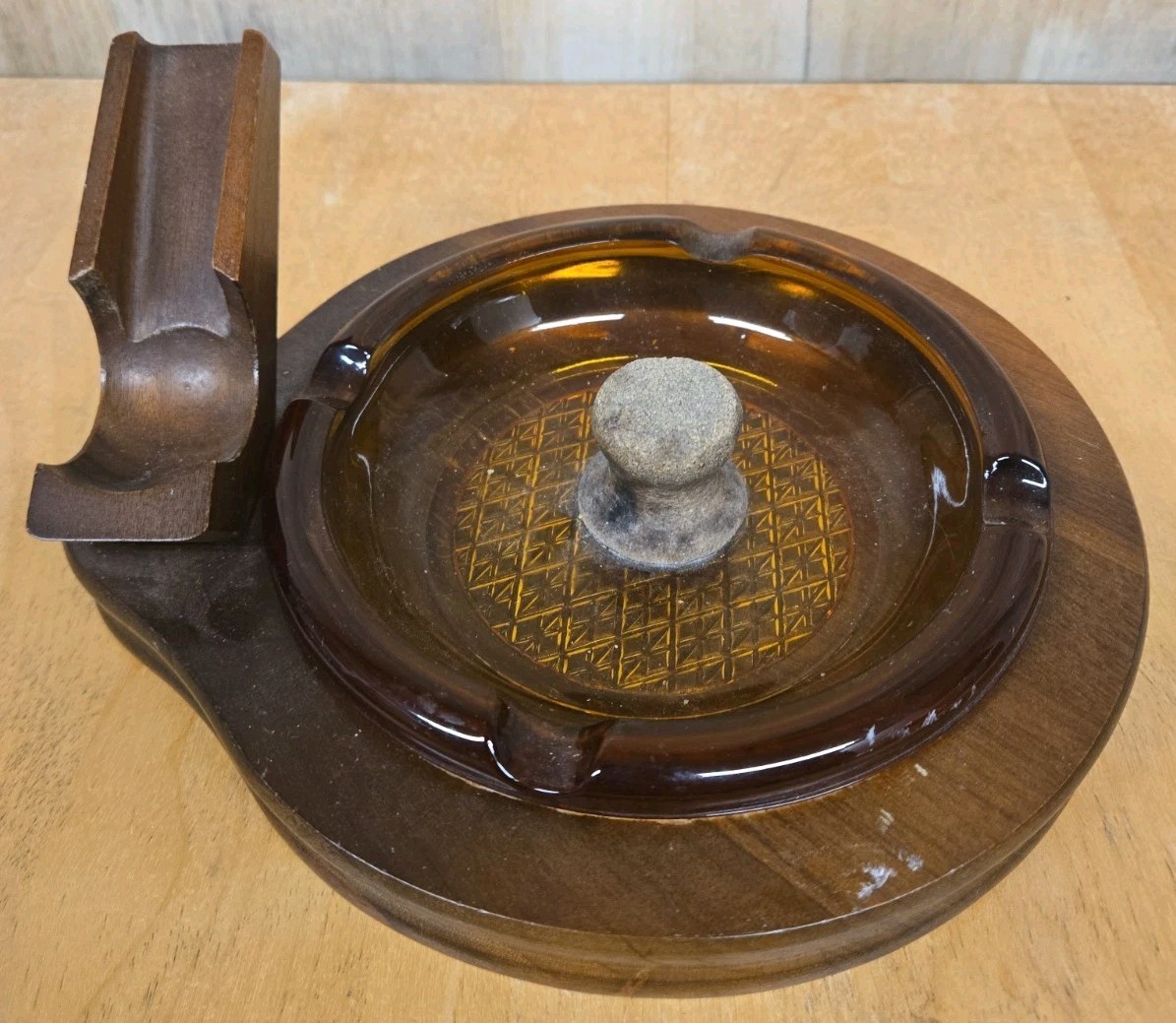 Vintage Decatur Industries Walnut Amber Glass Ashtray & Pipe Holder Used MCM