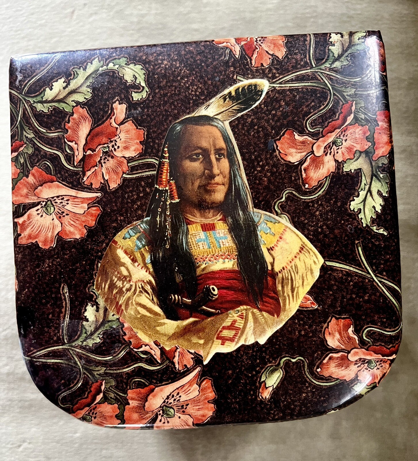 FABULOUS VICTORIAN CELLULOID COLLARS & CUFFS BOX W/ NATIVE AMERICAN IMAGE