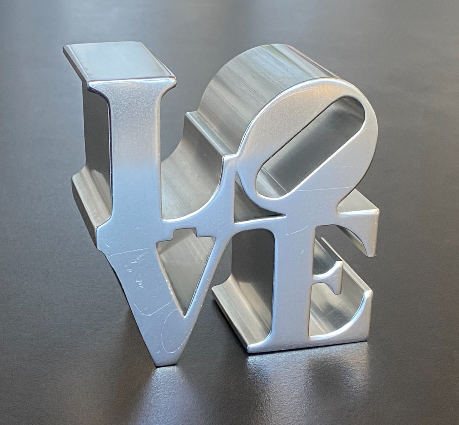 VTG 70s Robert Indiana LOVE Heavy Solid Metal Paperweight Art Sculpture MCM 10oz