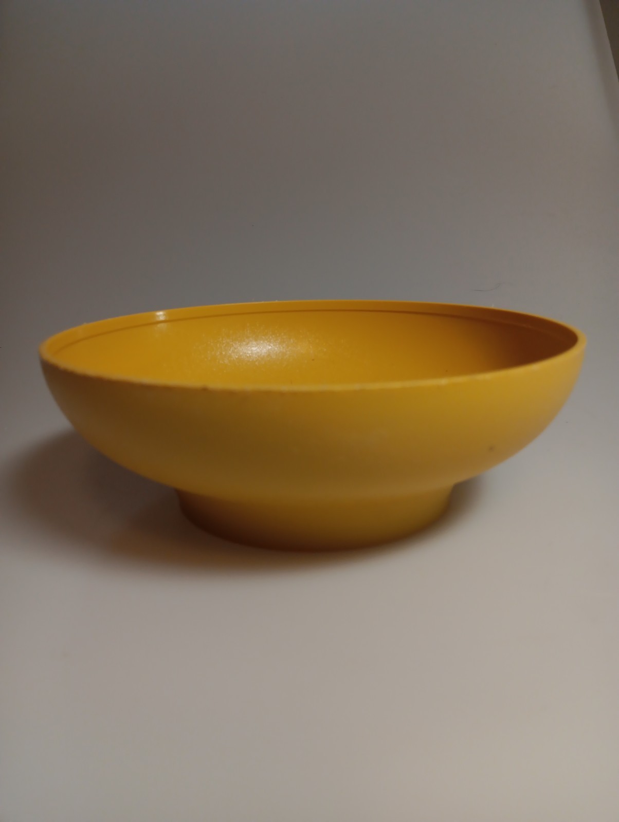 Vtg Tupperware Vintage 70’s Harvest Gold Soup/Cereal Bowl No Lid# 890