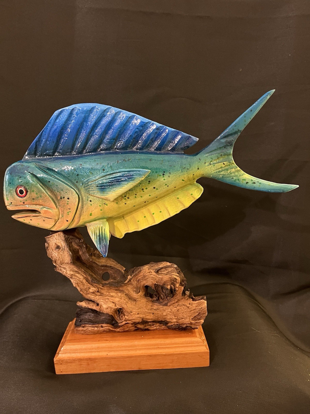 Mahi-Mahi Dolphin Fish Hand Carved Hand Painted Art Piece On Driftwood. Signed Mahi-Mahi Dolphin Fish Hand Carved Hand Painted Art Piece On Driftwood. Signed