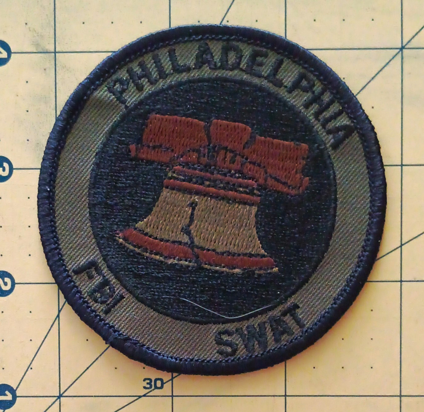 Philadelphia Police Patch SWAT Liberty Bell - Pennsylvania / FBI Single Patch