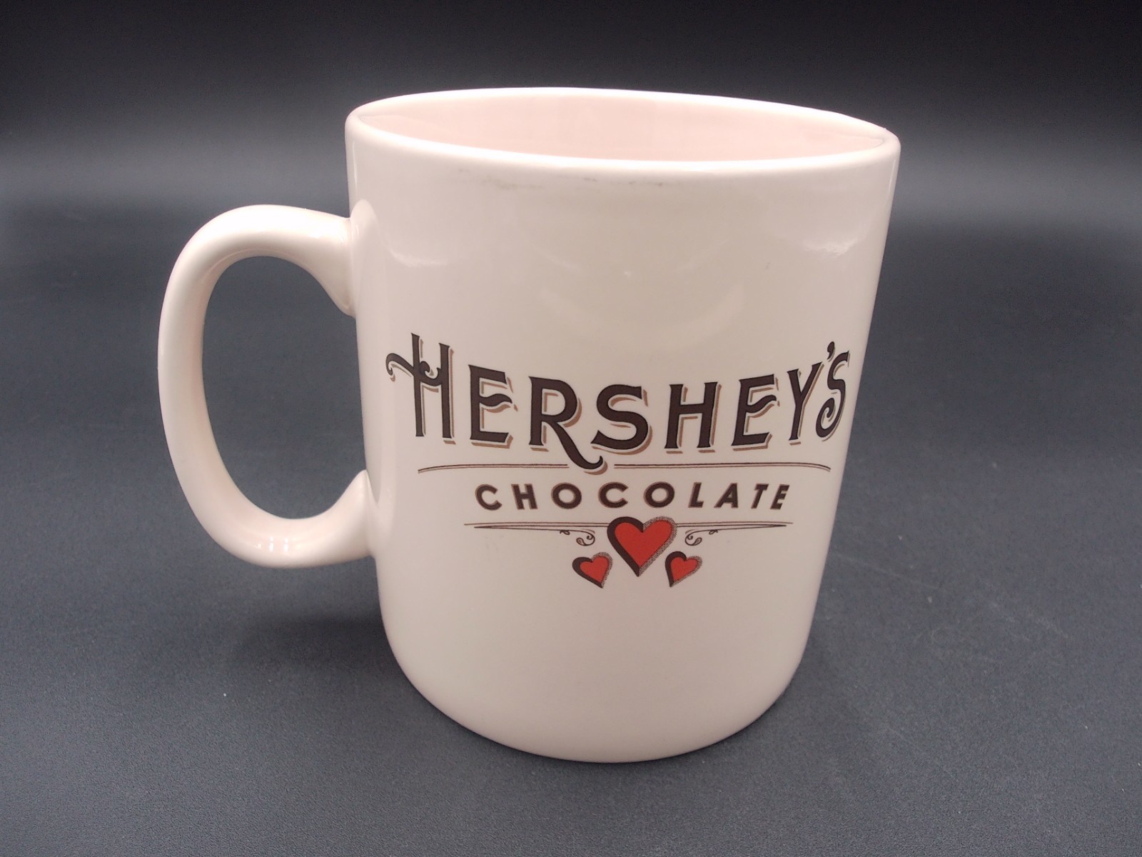 Hershey\'s Galerie Large 24 Ounce Chocolate Cocoa Coffee Mug Beige Cup Red Hearts