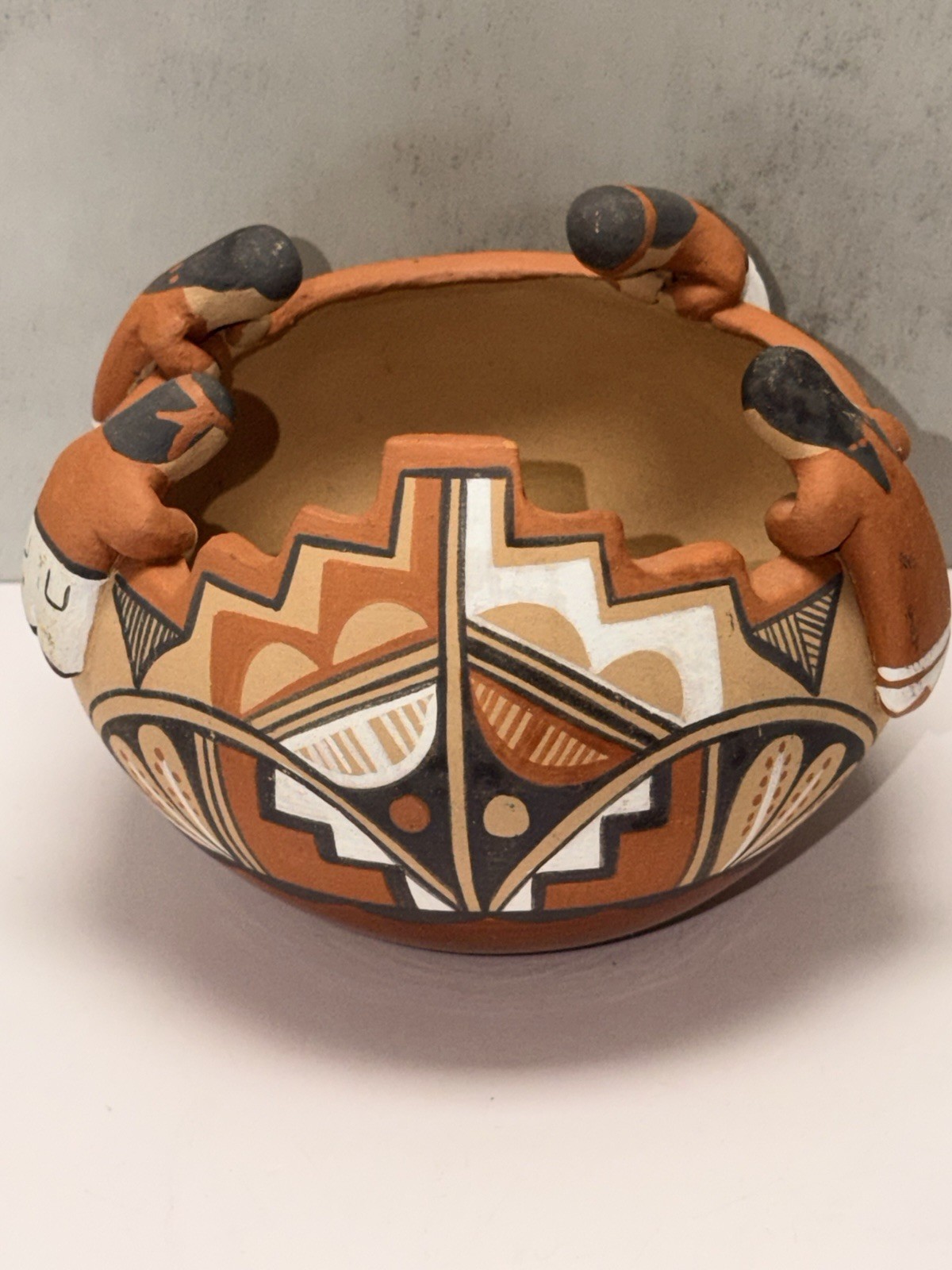 Authentic Jemez Pueblo Friendship Bowl Pottery By Bertina Tosa 4 Figures/Turtle