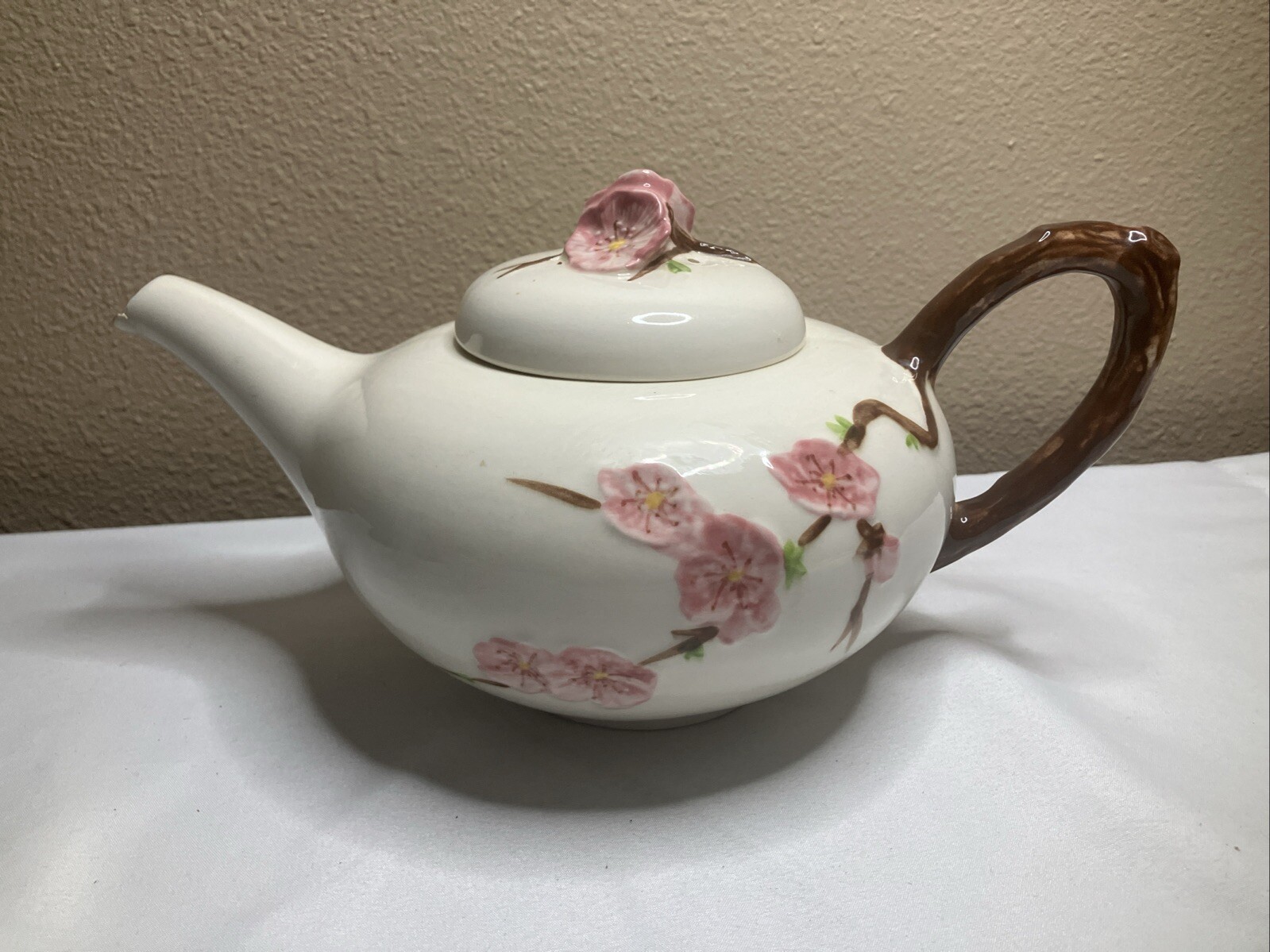 RARE Vintage Metlox Teapot “Peach Blossom” 1950-60s Pattern Tea RARE Vintage Metlox Teapot “Peach Blossom” 1950-60s Pattern Tea