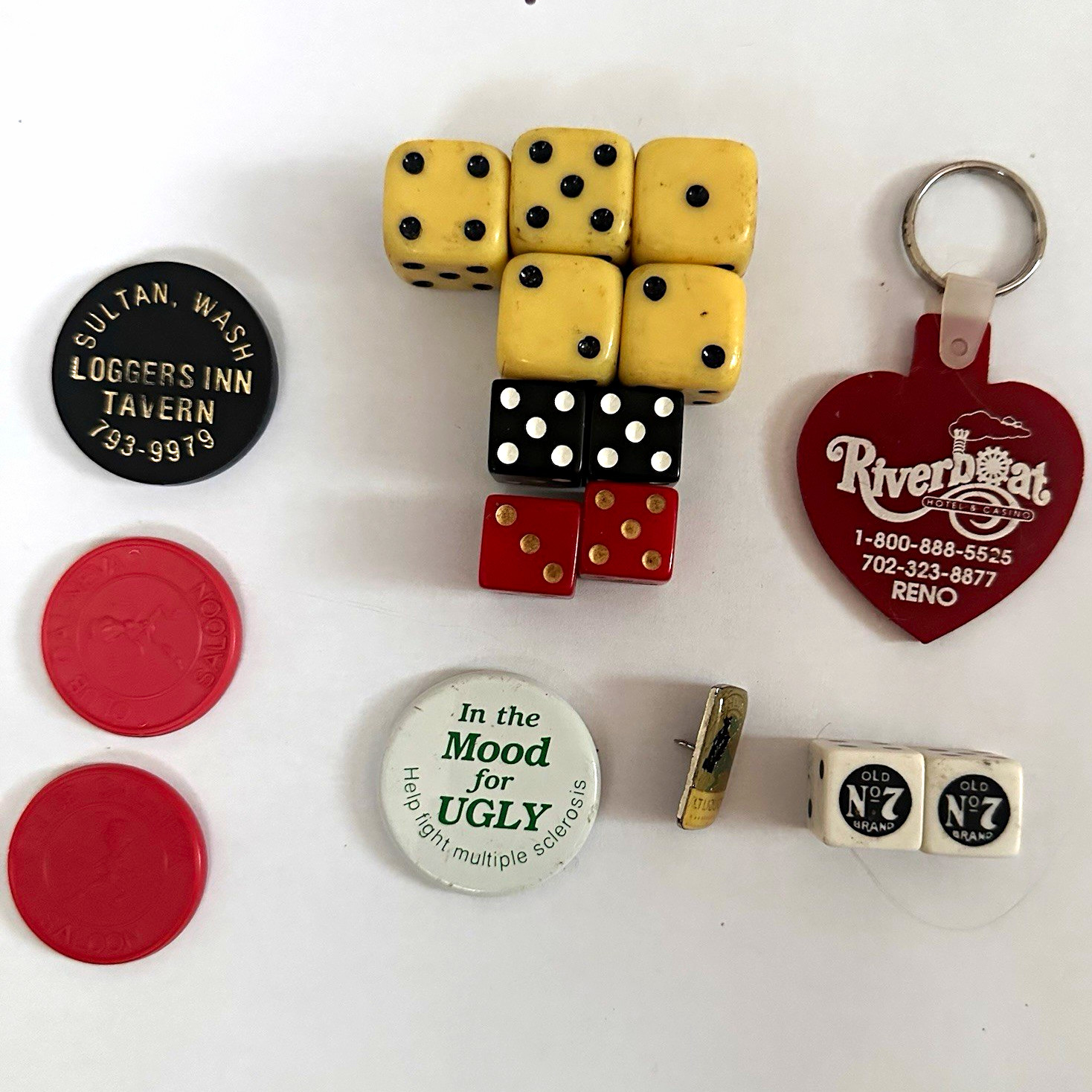 Vintage PNW Bar Lot Jack Daniels Dice Schlitz Malt Liquor Pin Loggers inn token Vintage PNW Bar Lot Jack Daniels Dice Schlitz Malt Liquor Pin Loggers inn token
