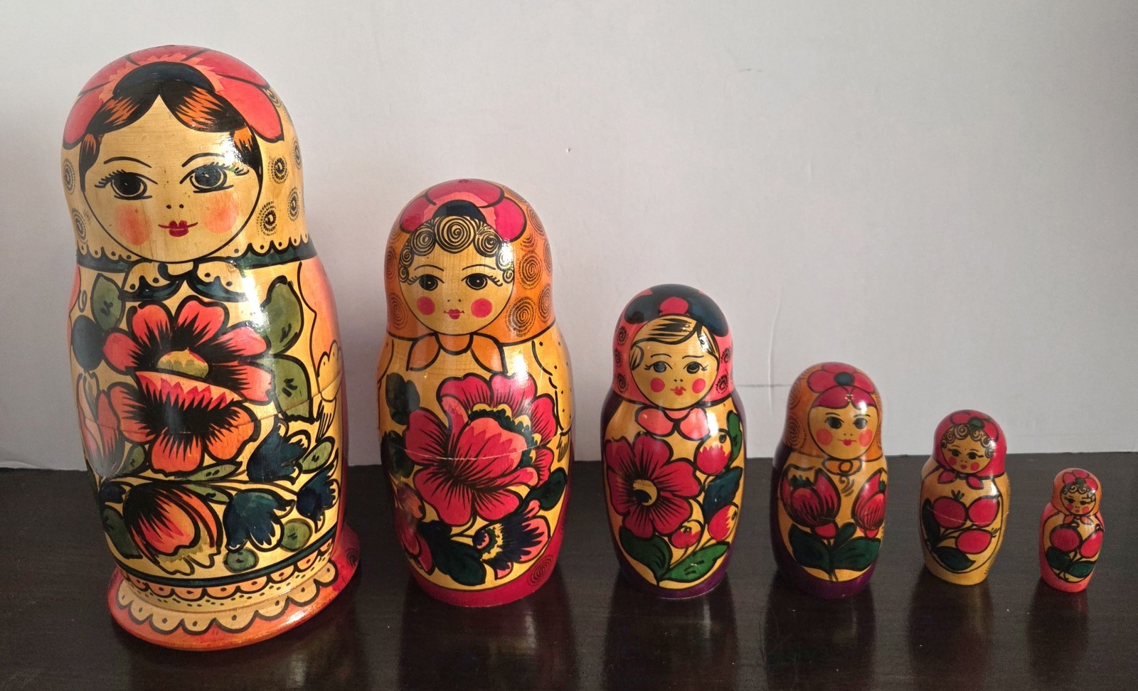 Vintage 1992 Russian Nesting Dolls 6pc Matryoshka Polkhov Maidan Signed Label 6