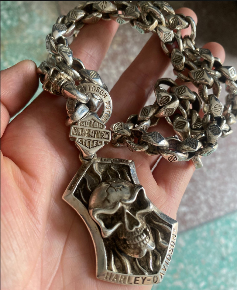 Vintage Silver Harley Motorcycle Skull Flame Pendant Thick Chain Biker