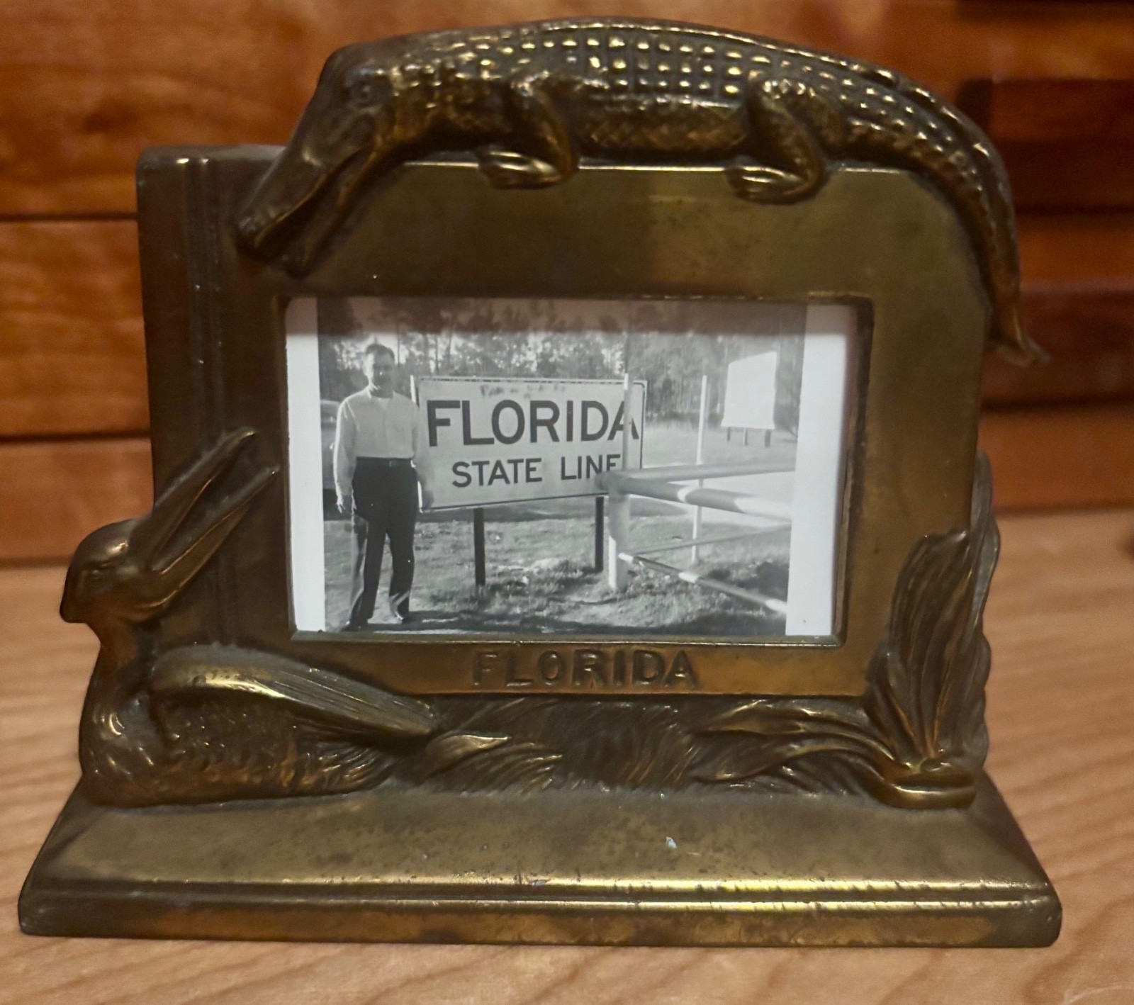 Vintage 1930s Florida Souvenir Desktop Photo Frame with Alligator and Pelican