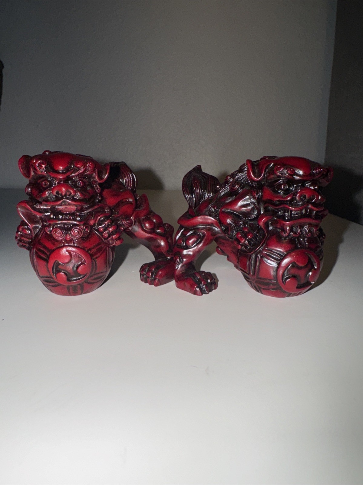 Vintage Japanese Kutani Hand Painted Resin Foo Dogs/Shishi Lion Statues Vintage Japanese Kutani Hand Painted Resin Foo Dogs/Shishi Lion Statues