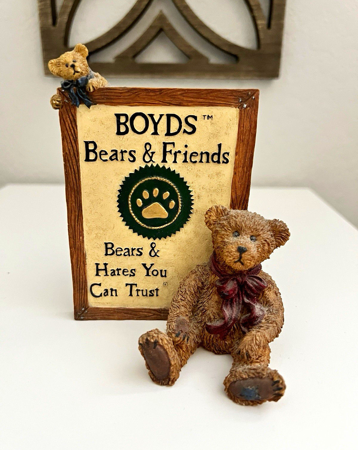 Boyds Bears & Friends Bearstone Collection Malcolm Teddy Bear Sign Numbered