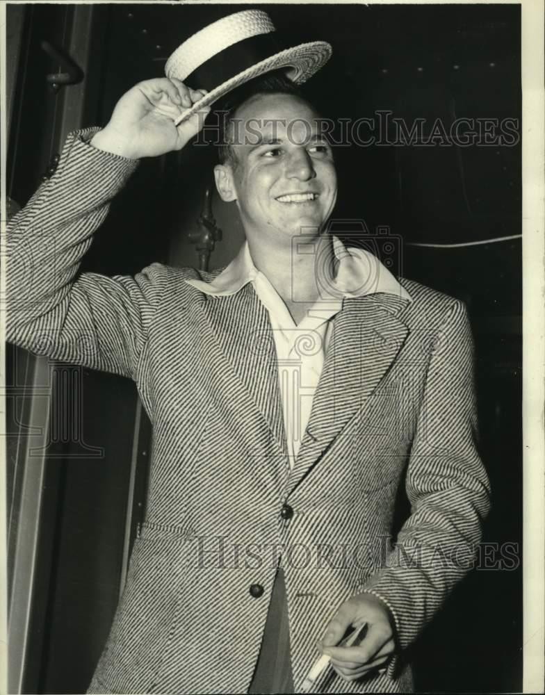 1938 Press Photo Actor Jackie Coogan Arrives in New York From the West Coast 1938 Press Photo Actor Jackie Coogan Arrives in New York From the West Coast