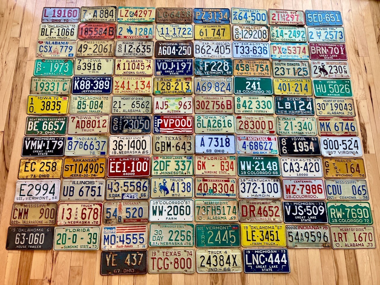 1979 & Older Rustic Vintage Lot of 100 License Plates 1979 & Older Rustic Vintage Lot of 100 License Plates