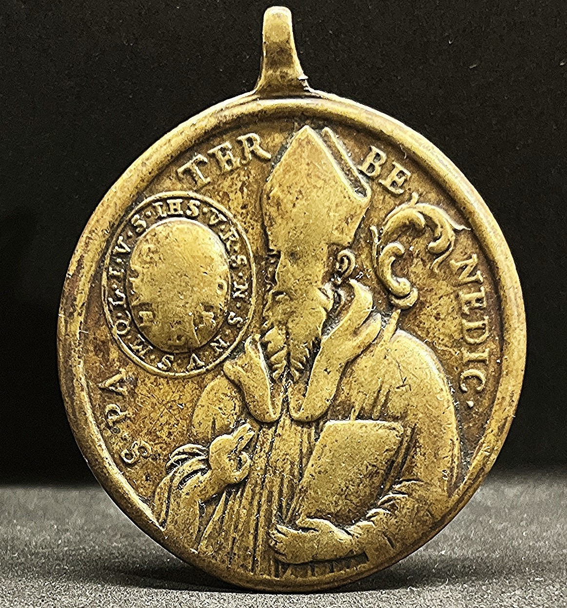 Italy Rome 1700´ St. Benedict amazing antique bronze original ancient 37 grams Italy Rome 1700´ St. Benedict amazing antique bronze original ancient 37 grams