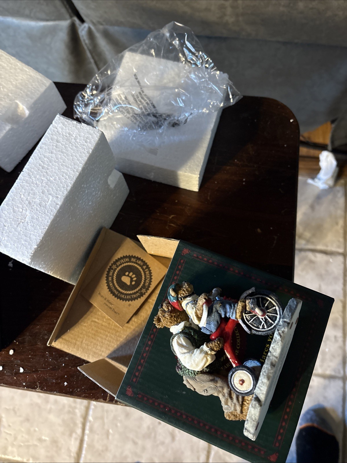 Boyd's Bears, Daddy with Taylor Hold on Tight New With Box