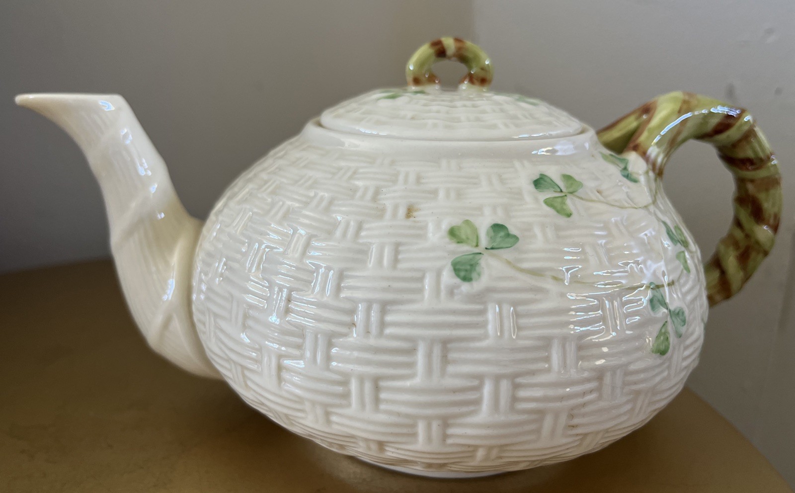 Belleek Shamrock Basketweave Teapot Green Mark Ireland