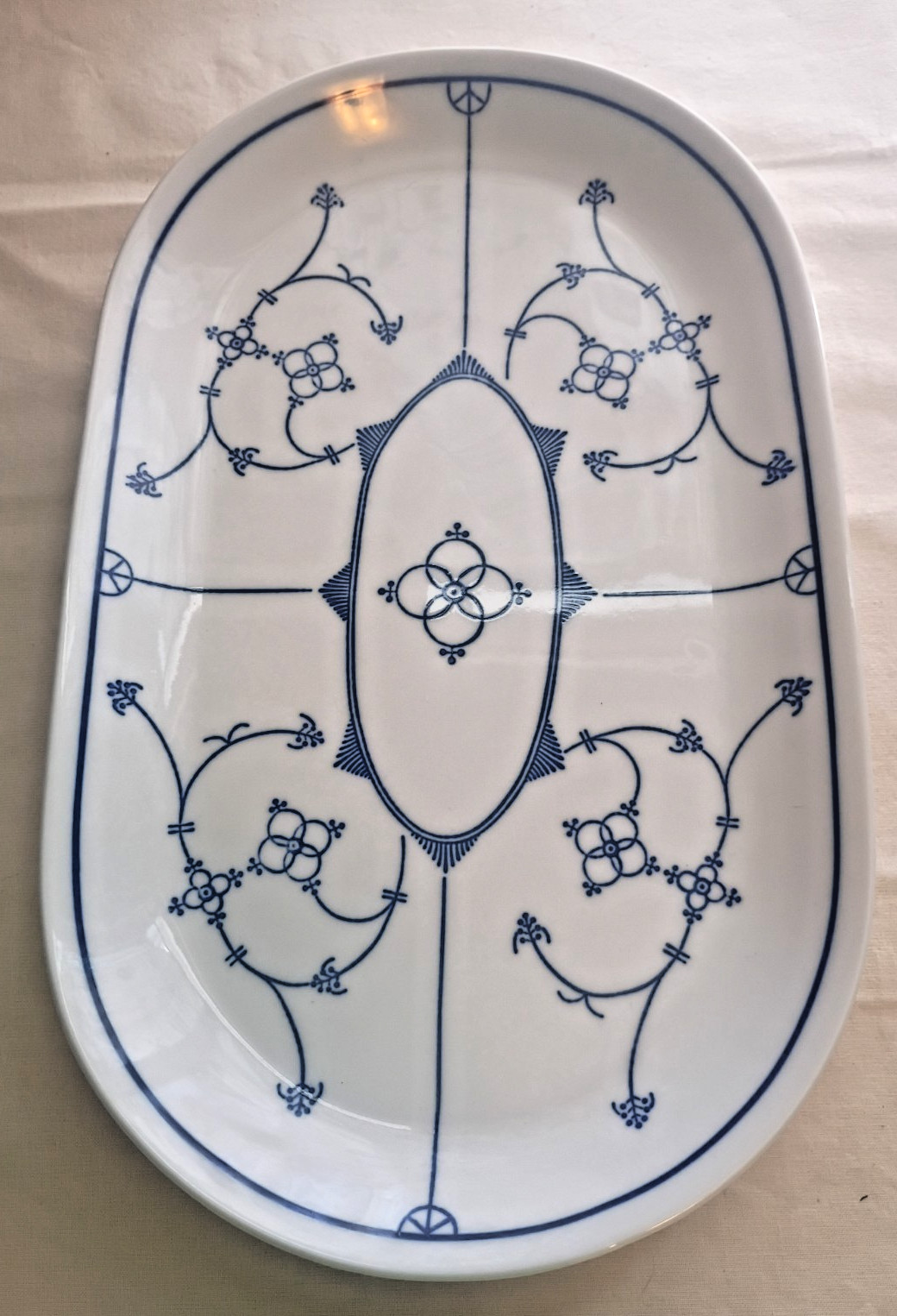 Vintage Jager Eisenberg Blue & White Blau Saks Pattern 13 Vintage Jager Eisenberg Blue & White Blau Saks Pattern 13